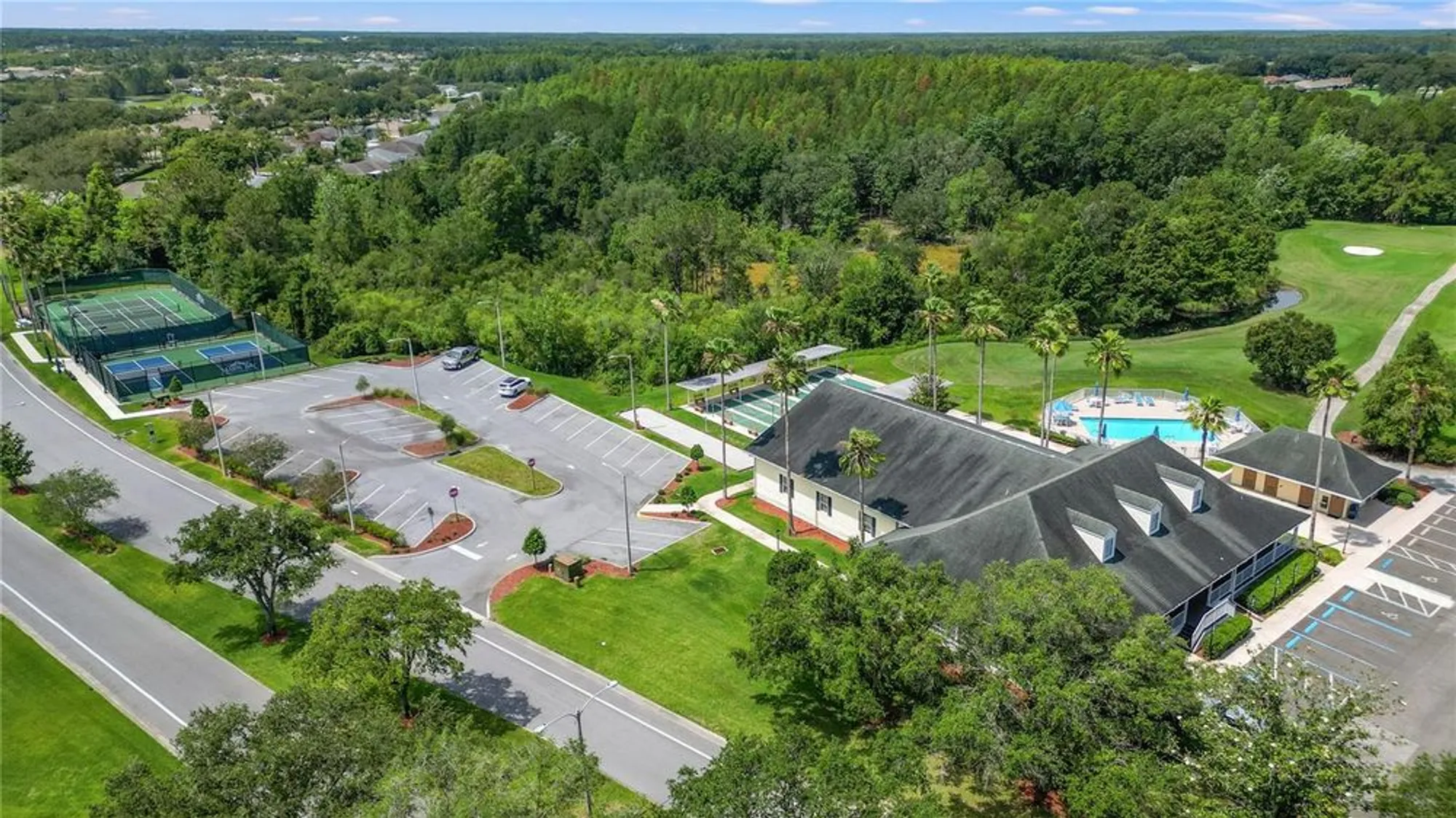 Property Slideshow image 57 of 77 | 10230 old tampa bay dr, San Antonio, FL, 33576