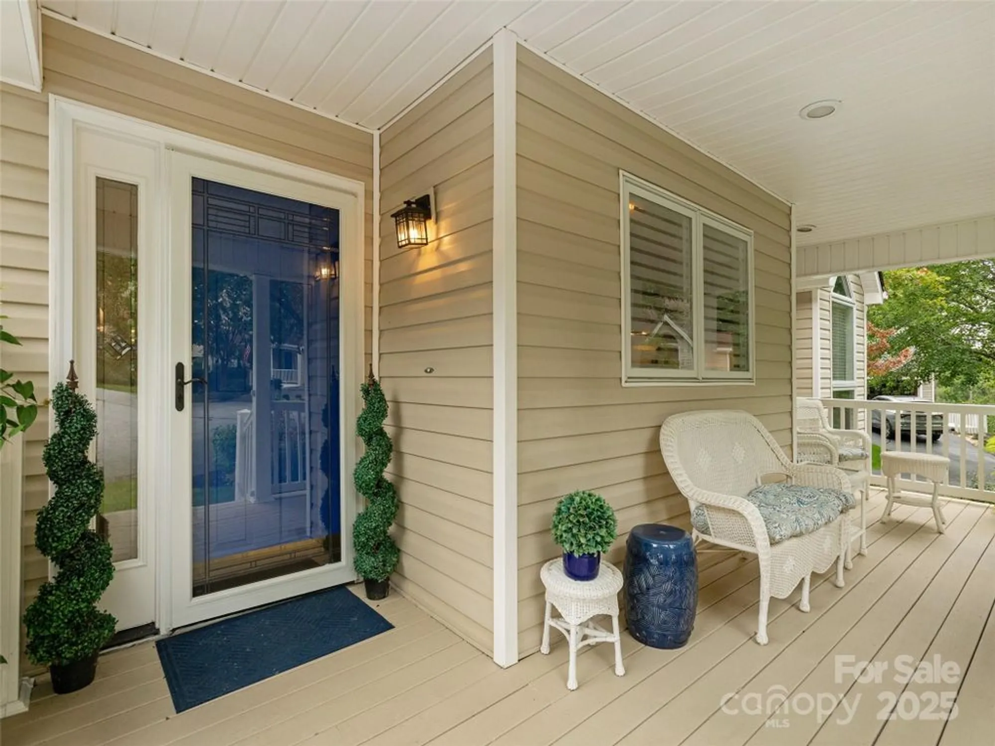 Property Slideshow image 4 of 48 | 210 black oak ln, Hendersonville, NC, 28791