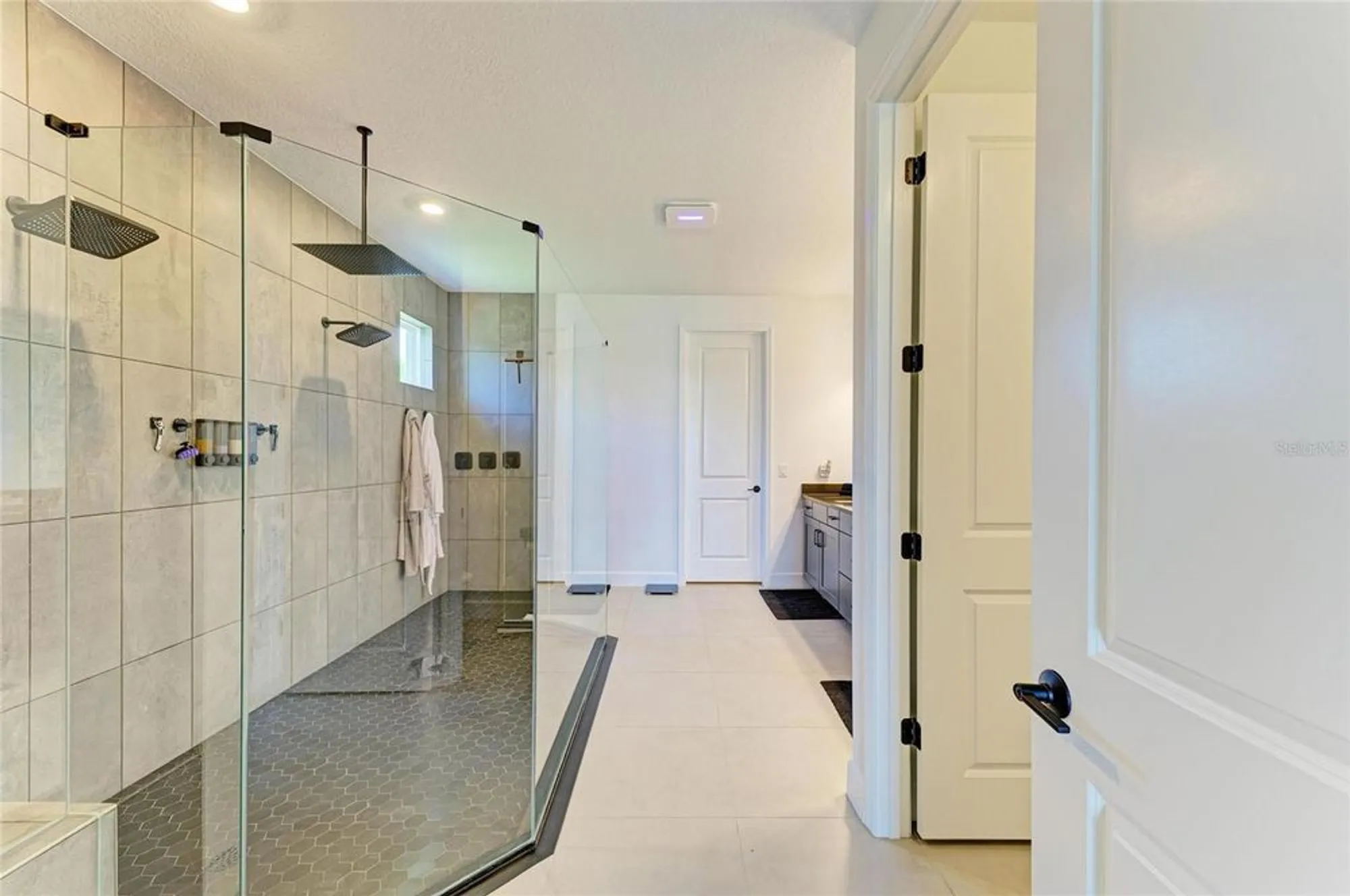 Property Slideshow image 47 of 100 | 16115 mount holly dr, Bradenton, FL, 34211