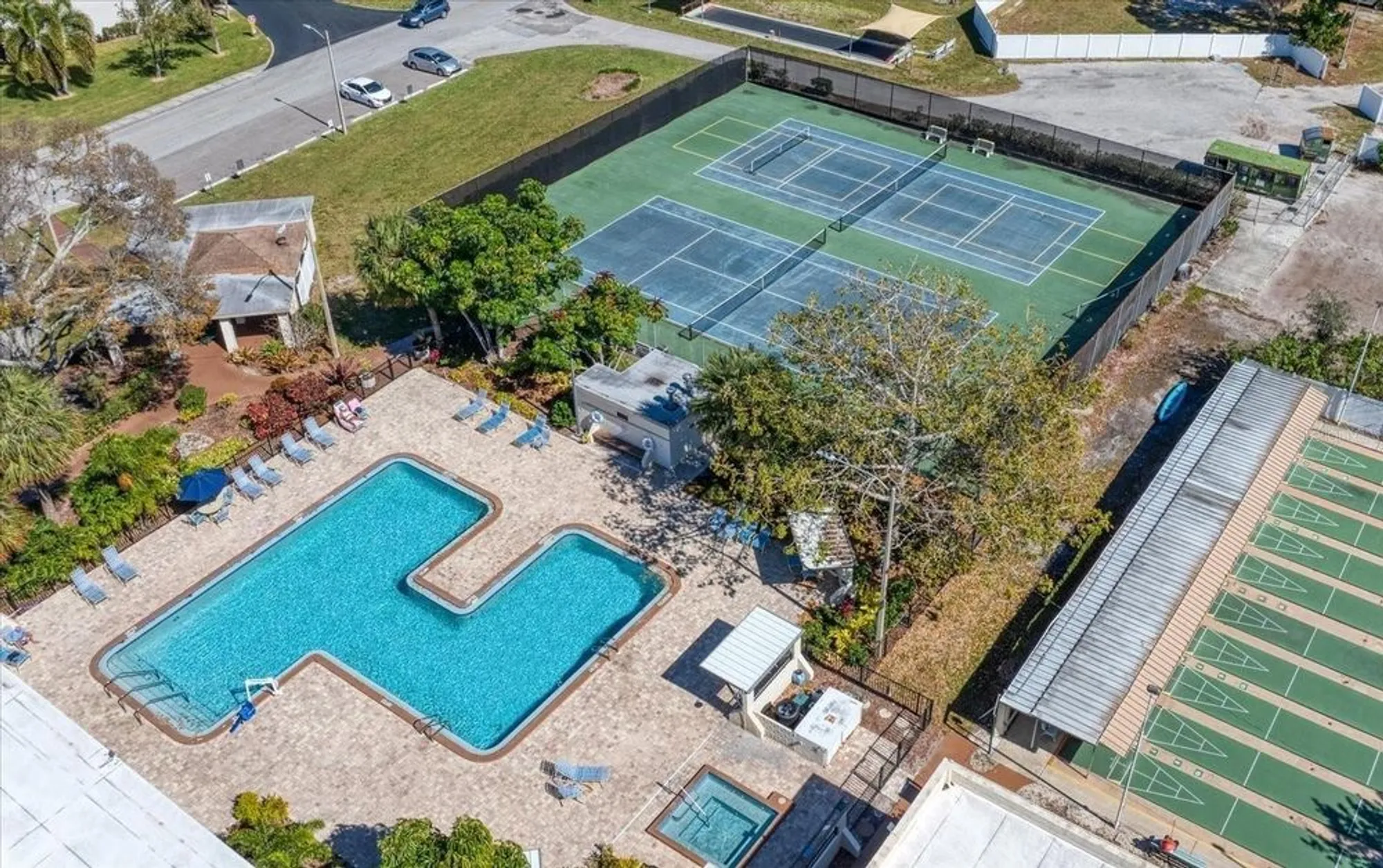 Property Slideshow image 51 of 59 | 2170 americus blvd 47, Clearwater, FL, 33763