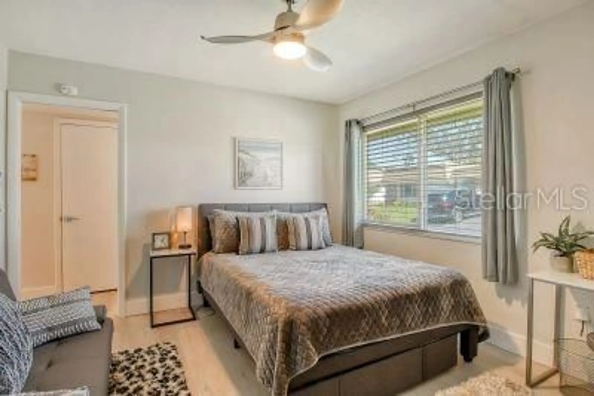 Property Slideshow image 27 of 37 | 2607 riverbluff pkwy # v145, Sarasota, FL, 34231