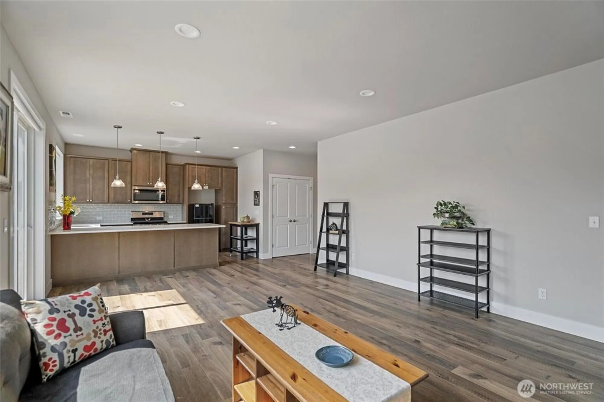 Property Slideshow image 8 of 40 | 112 madrona ln, Orting, WA, 98360