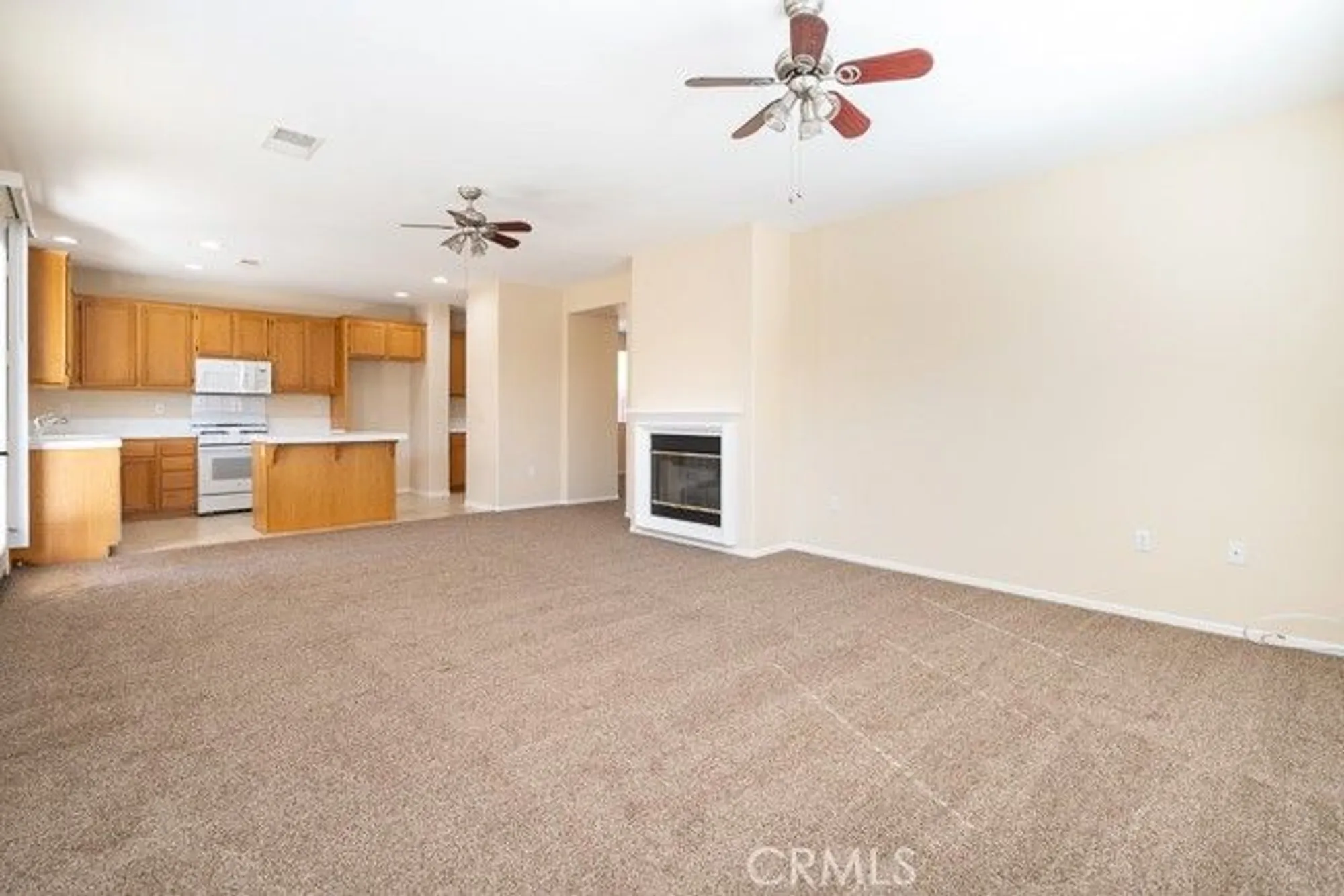 Property Slideshow image 12 of 56 | 241 carner ln, Hemet, CA, 92545