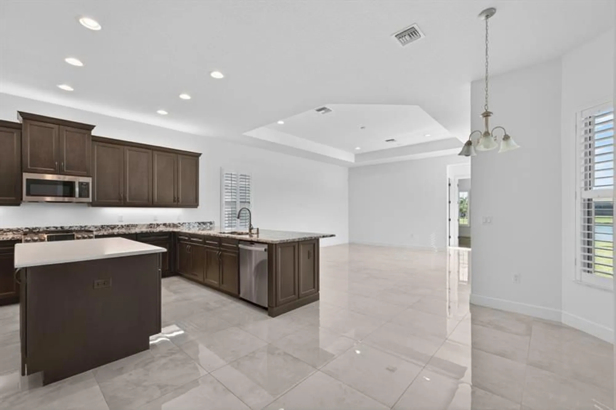 Property Slideshow image 11 of 30 | 11965 sw sandy bay cir, Port St Lucie, FL, 34987