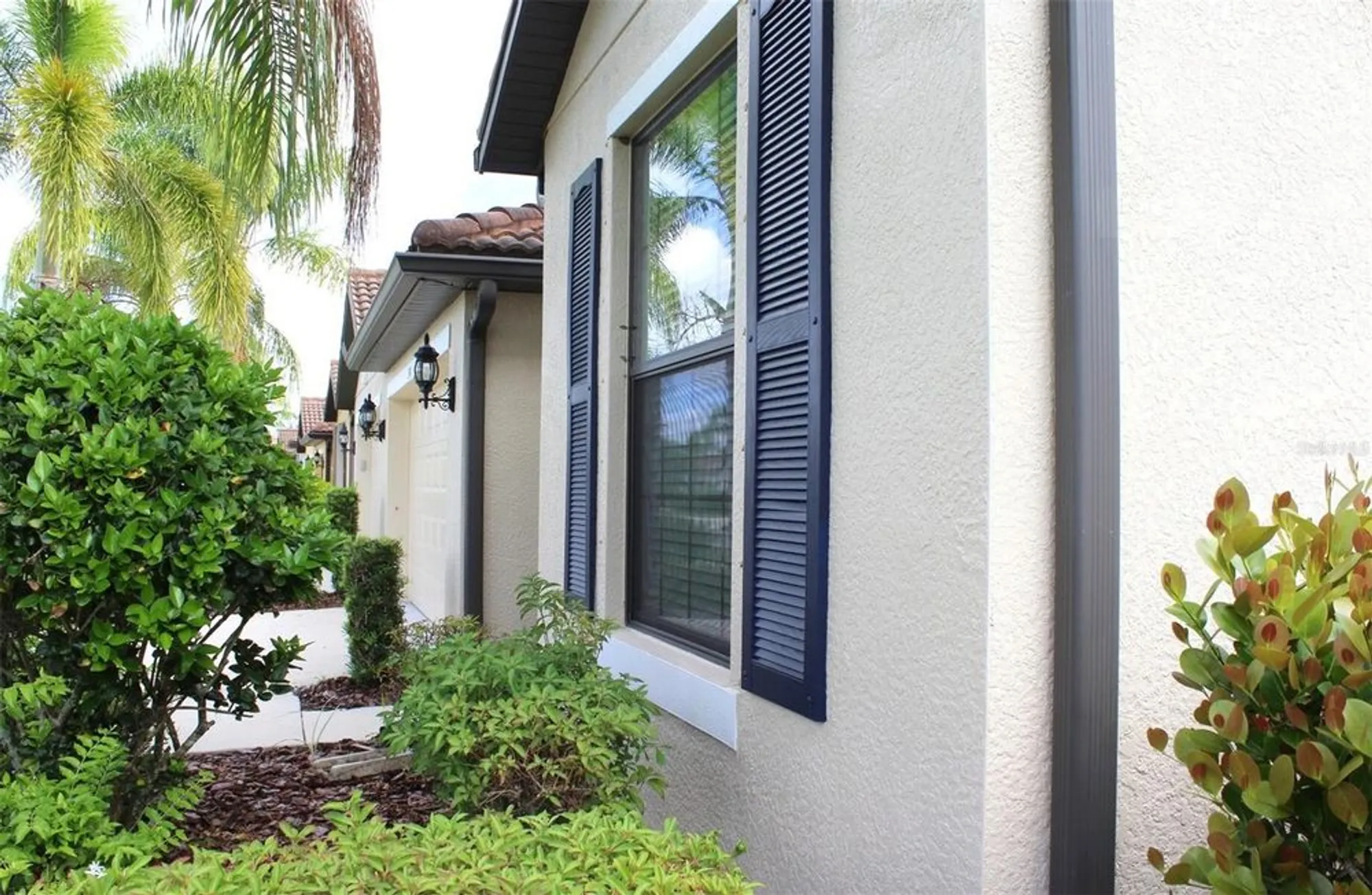 Property Slideshow image 7 of 85 | 2476 daisy dr, North Port, FL, 34289