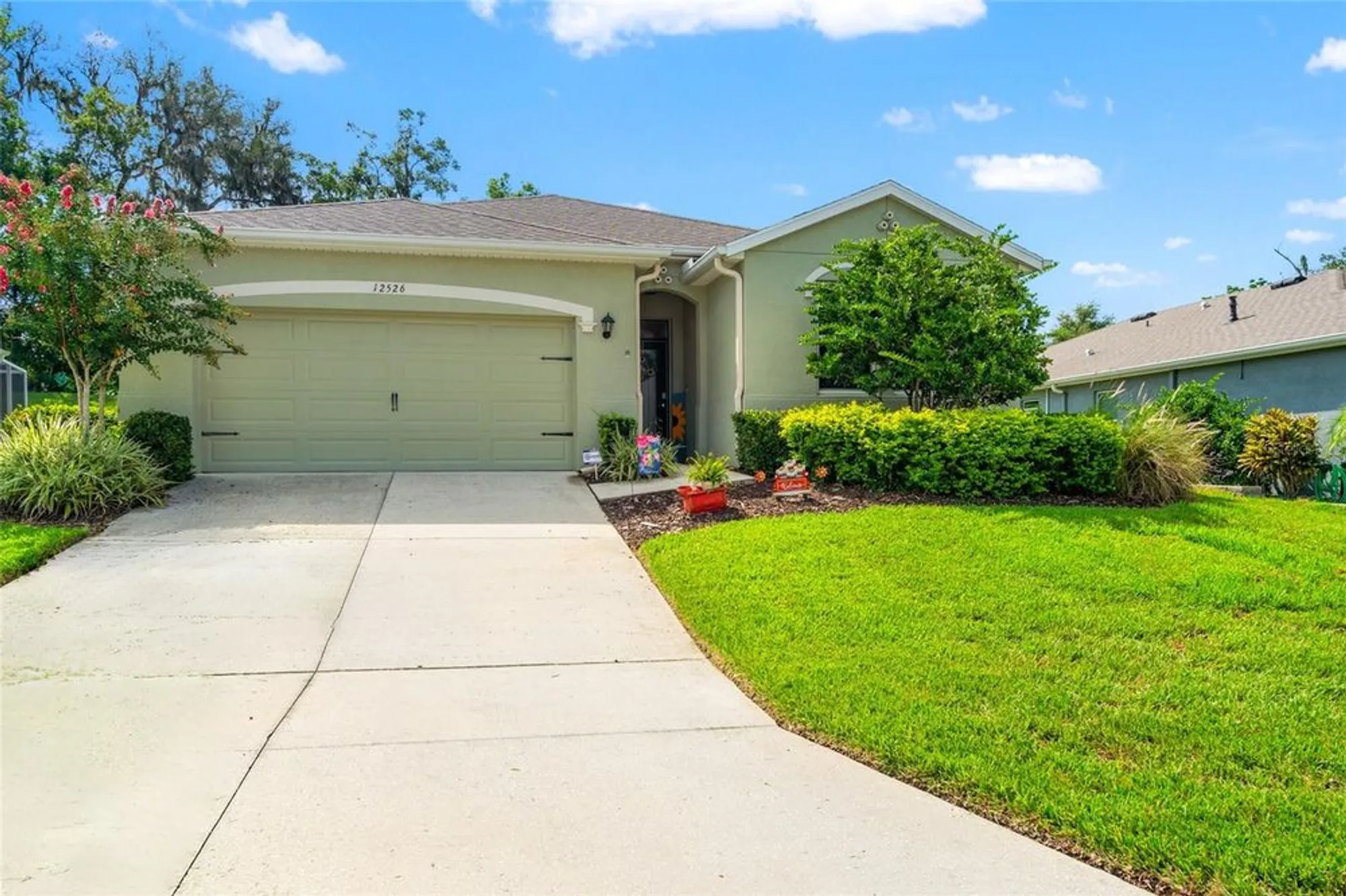 Property Slideshow image 3 of 54 | 12526 eastpointe dr, Dade City, FL, 33525