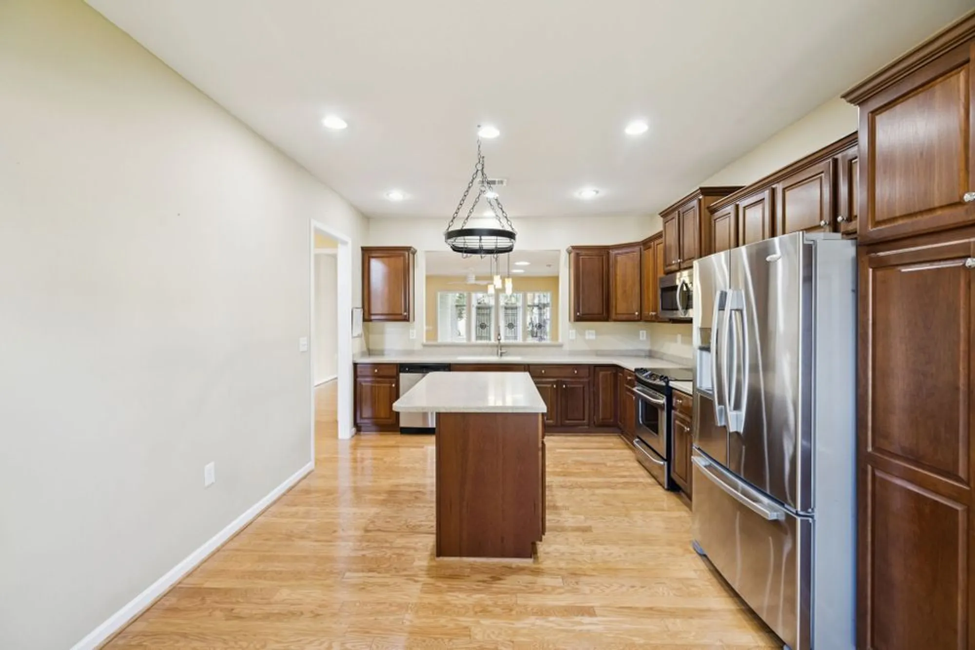 Property Slideshow image 15 of 52 | 113 navy cir, Mount Juliet, TN, 37122