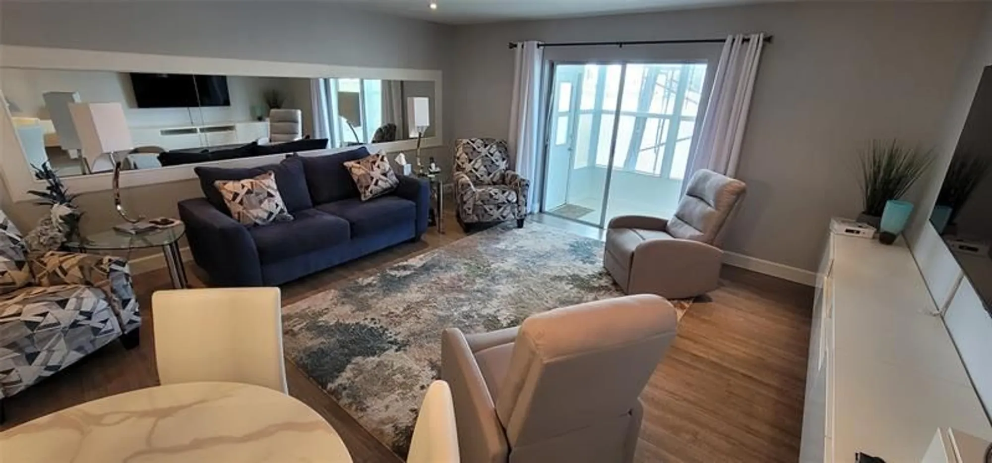 Property Slideshow image 11 of 43 | 4751 nw 21st st 112, Lauderhill, FL, 33313