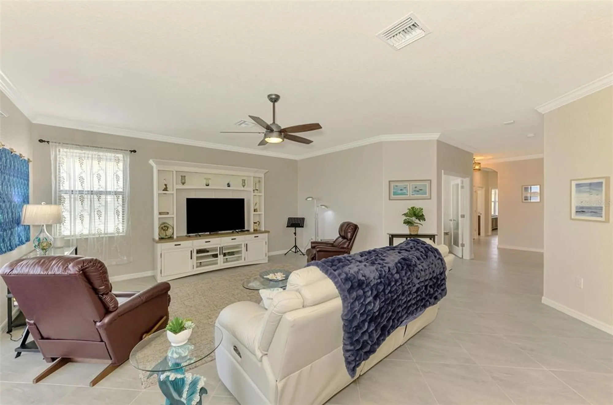 Property Slideshow image 19 of 95 | 24128 spartina dr, Venice, FL, 34293