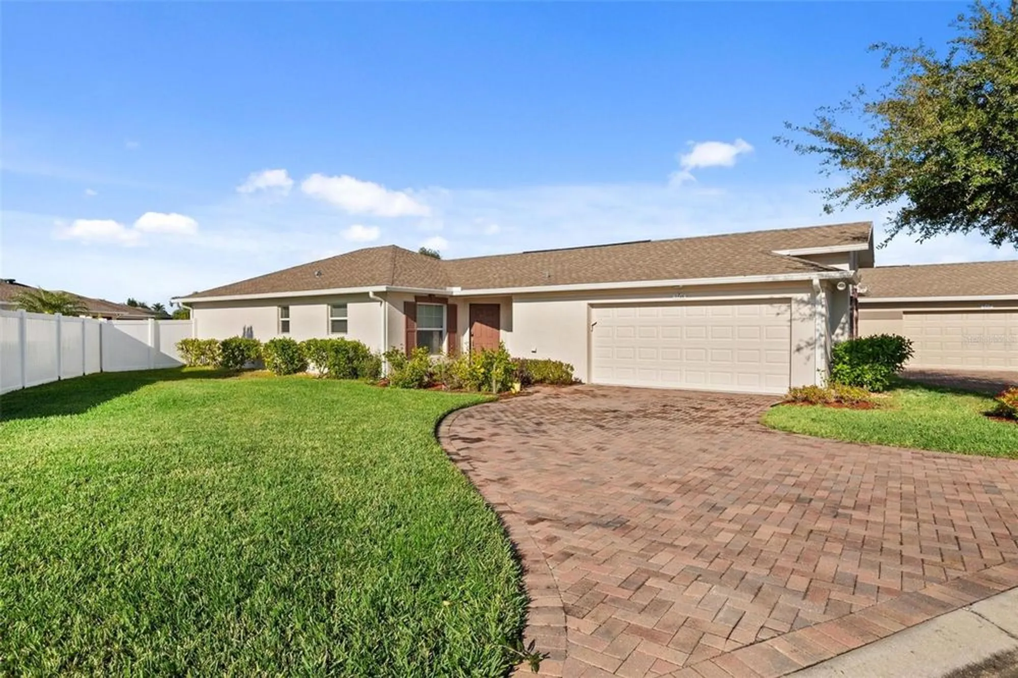Property Slideshow image 2 of 29 | 3348 raleigh dr, Winter Haven, FL, 33884
