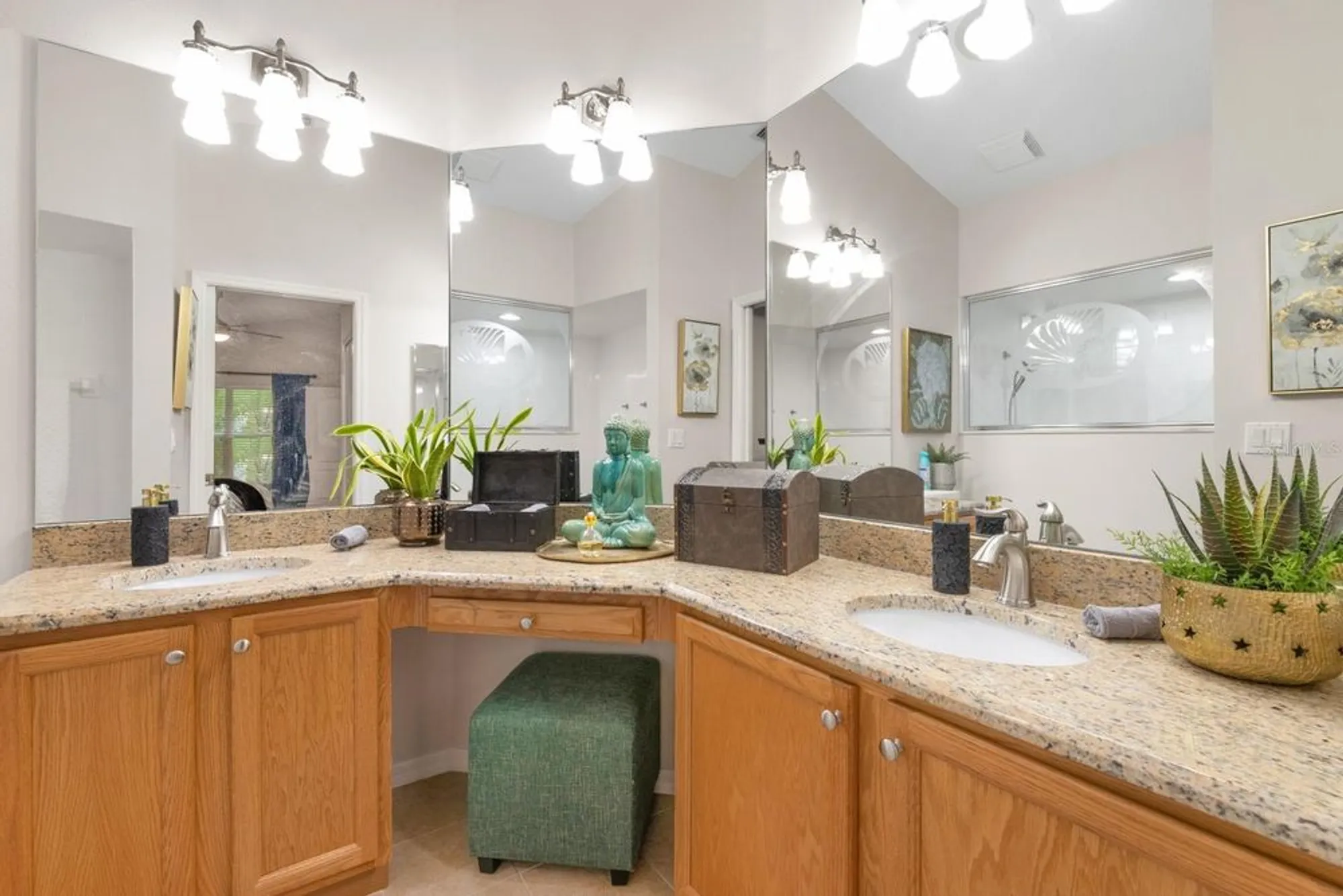 Property Slideshow image 12 of 21 | 367 quane ave, Spring Hill, FL, 34609