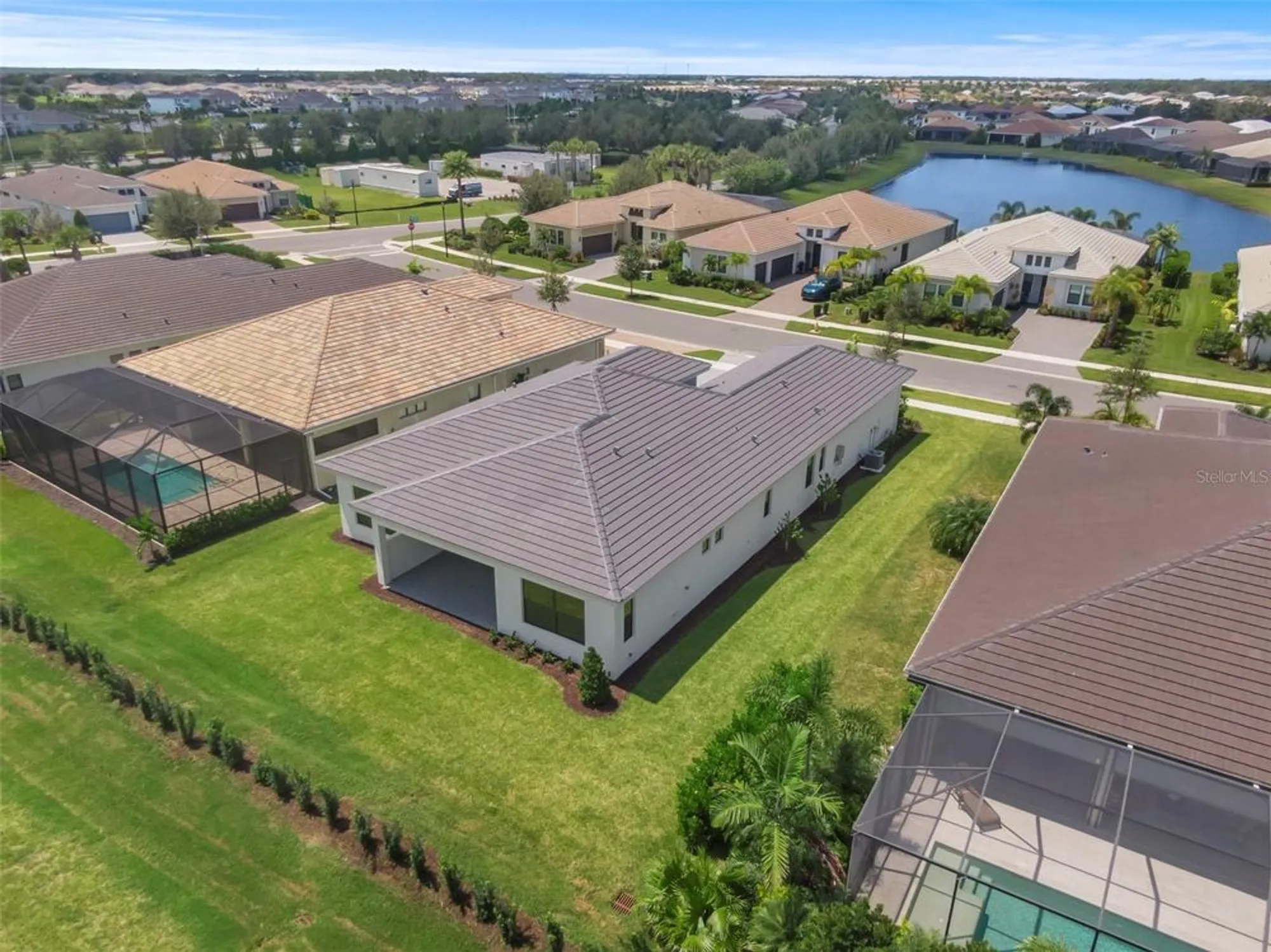 Property Slideshow image 13 of 80 | 4918 kiva cir, Lakewood Ranch, FL, 34211