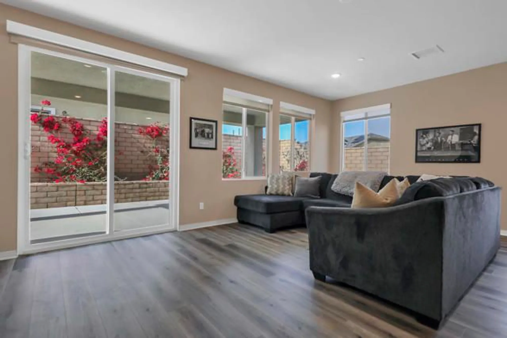Property Slideshow image 19 of 47 | 42963 ascona ln, Indio, CA, 92203