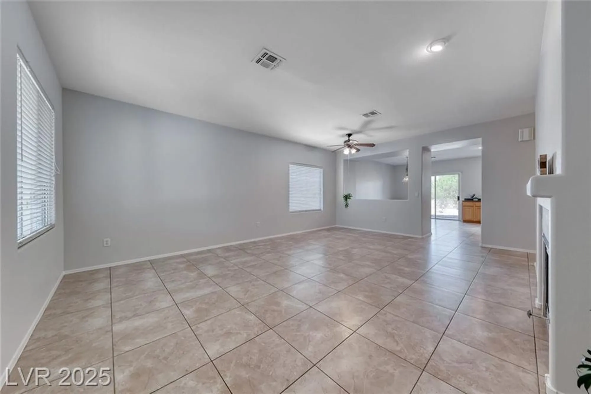 Property Slideshow image 5 of 50 | 2343 schaeffer hills dr, Henderson, NV, 89052