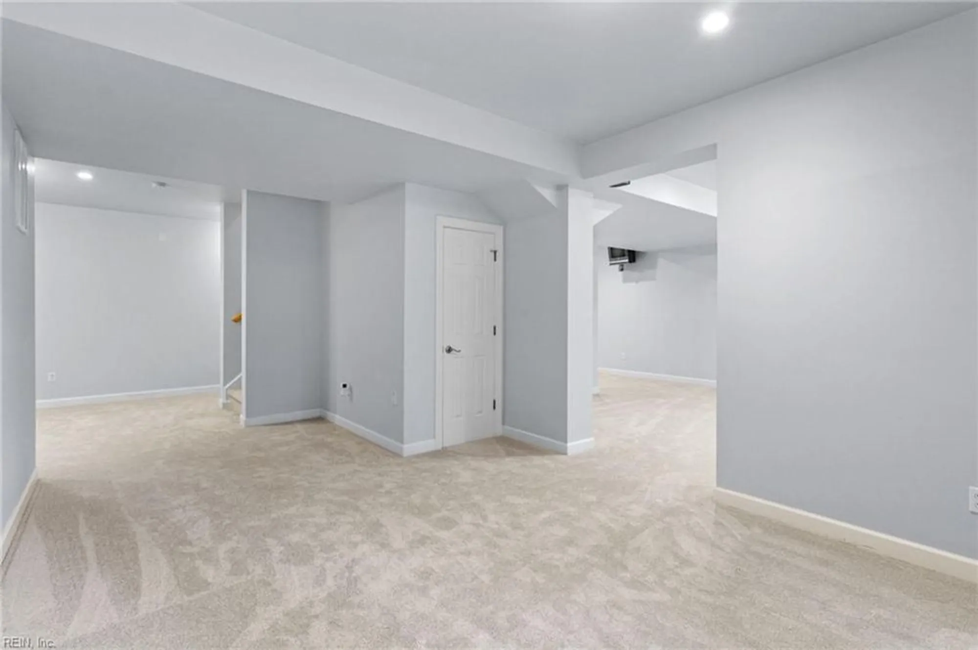 Property Slideshow image 32 of 45 | 147 country club dr, Williamsburg, VA, 23188