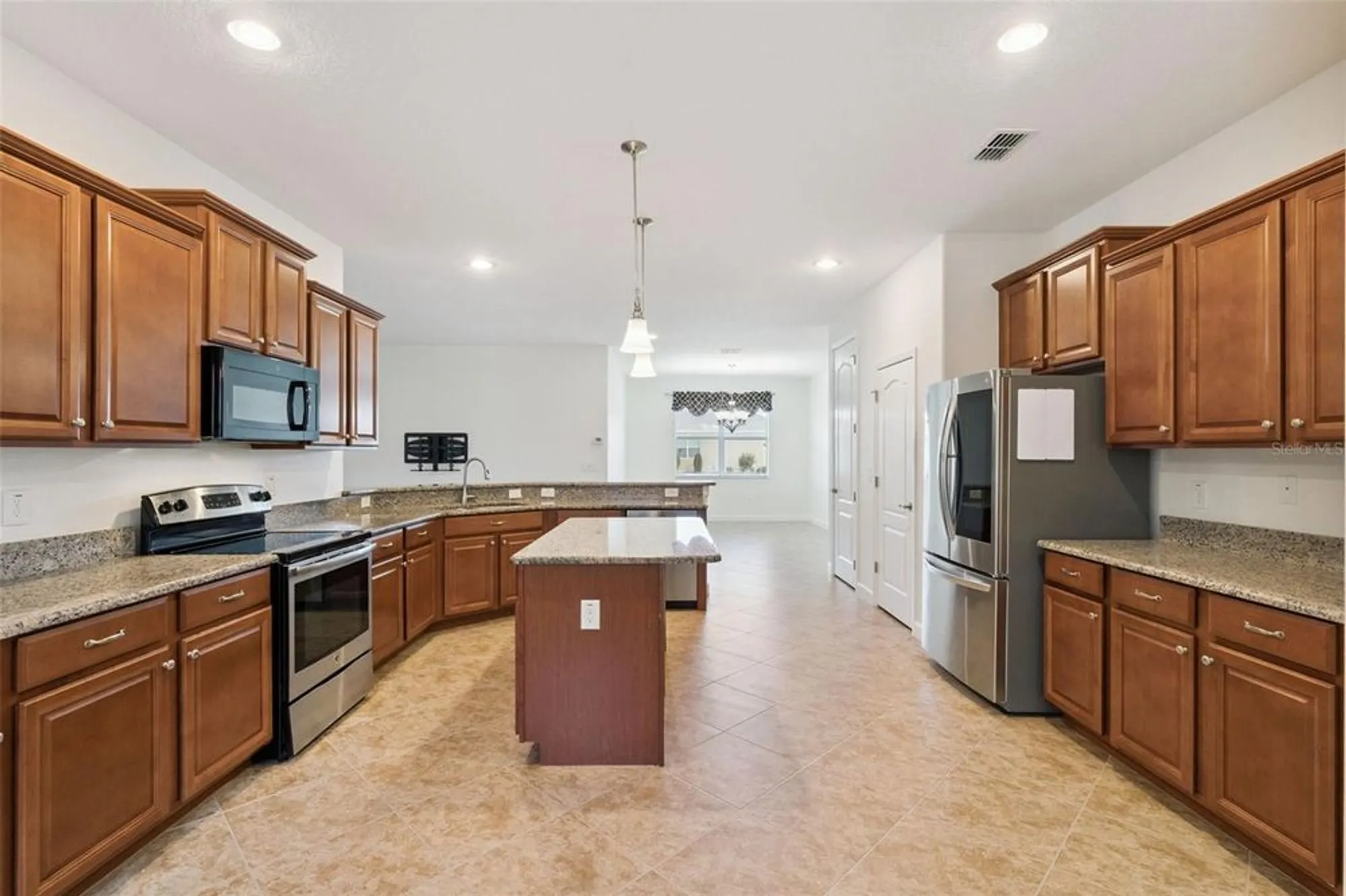 Property Slideshow image 23 of 38 | 3524 litchfield ct, Clermont, FL, 34711