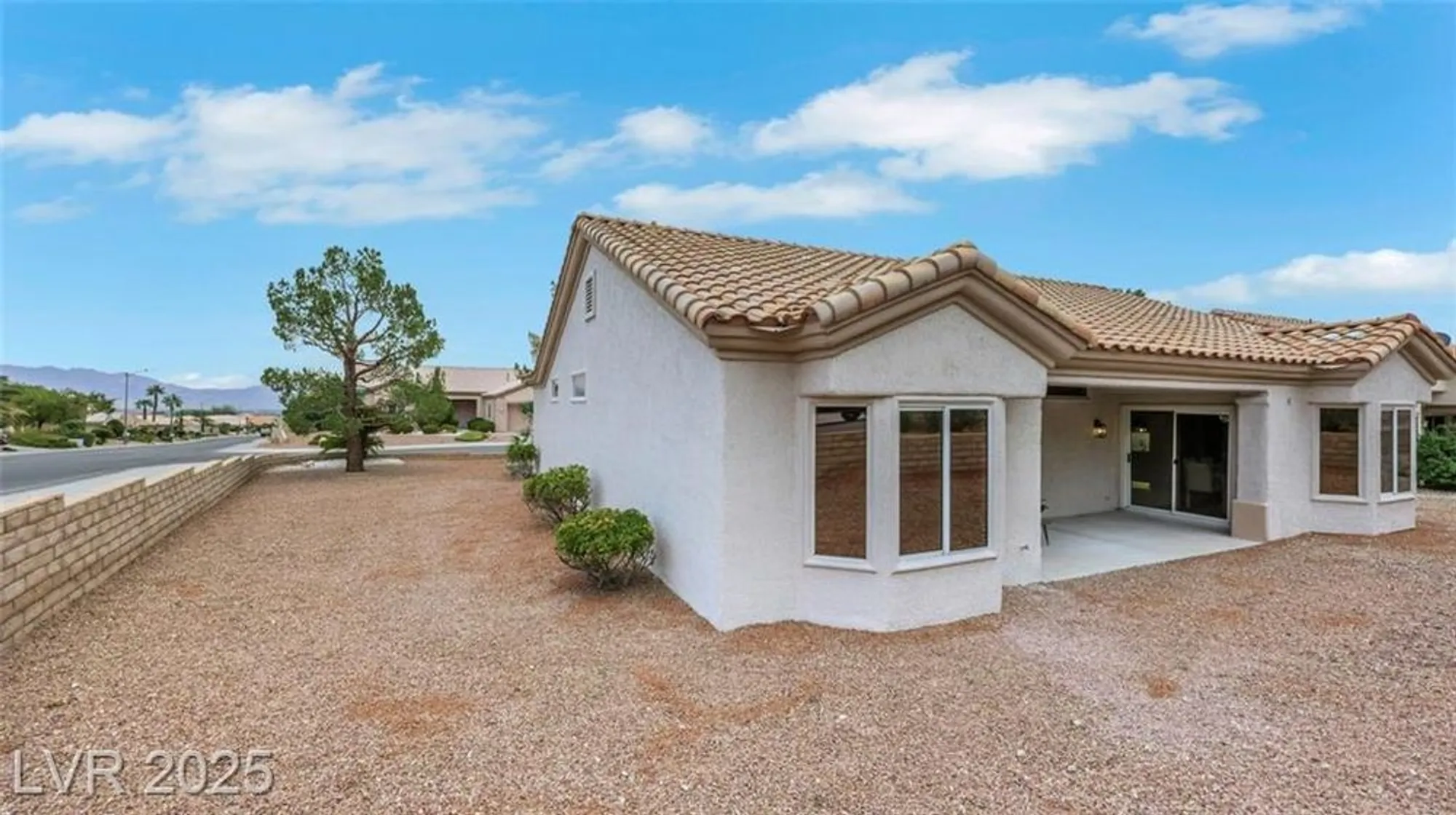 Property Slideshow image 44 of 51 | 3013 abercorn dr, Las Vegas, NV, 89134
