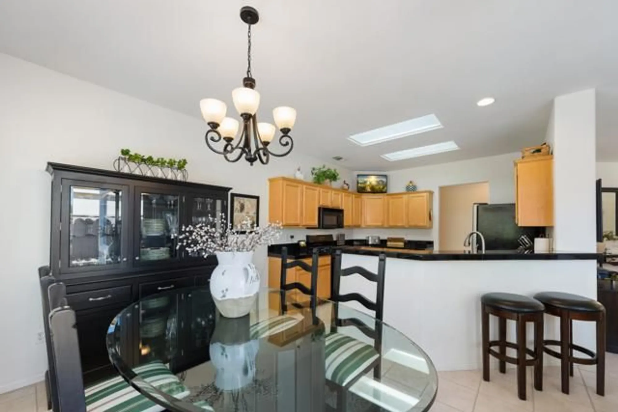 Property Slideshow image 10 of 35 | 78852 stansbury ct, Palm Desert, CA, 92211