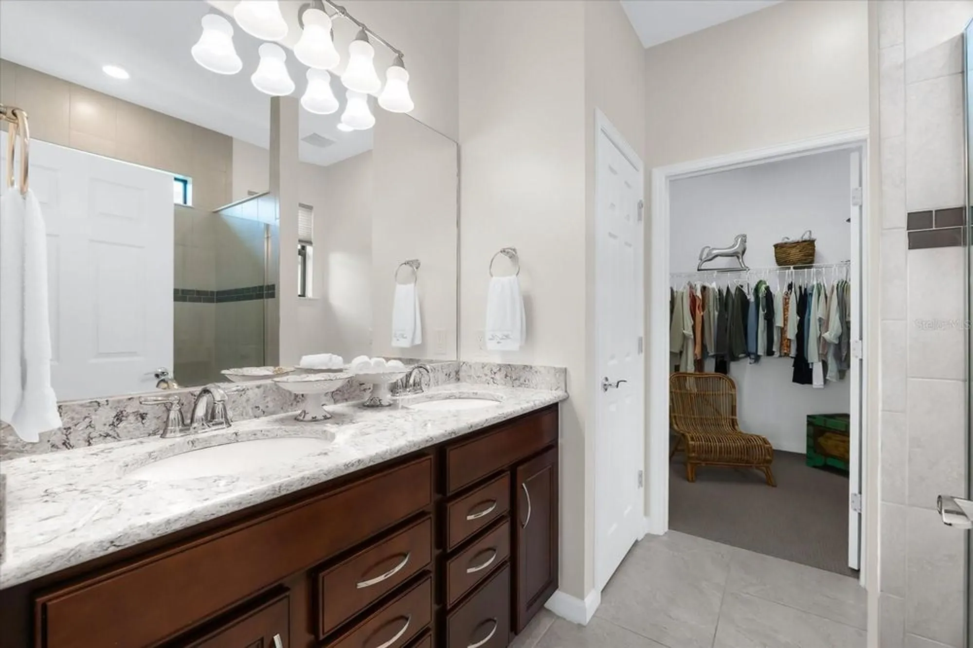 Property Slideshow image 23 of 98 | 7612 kirkland cv, Bradenton, FL, 34202