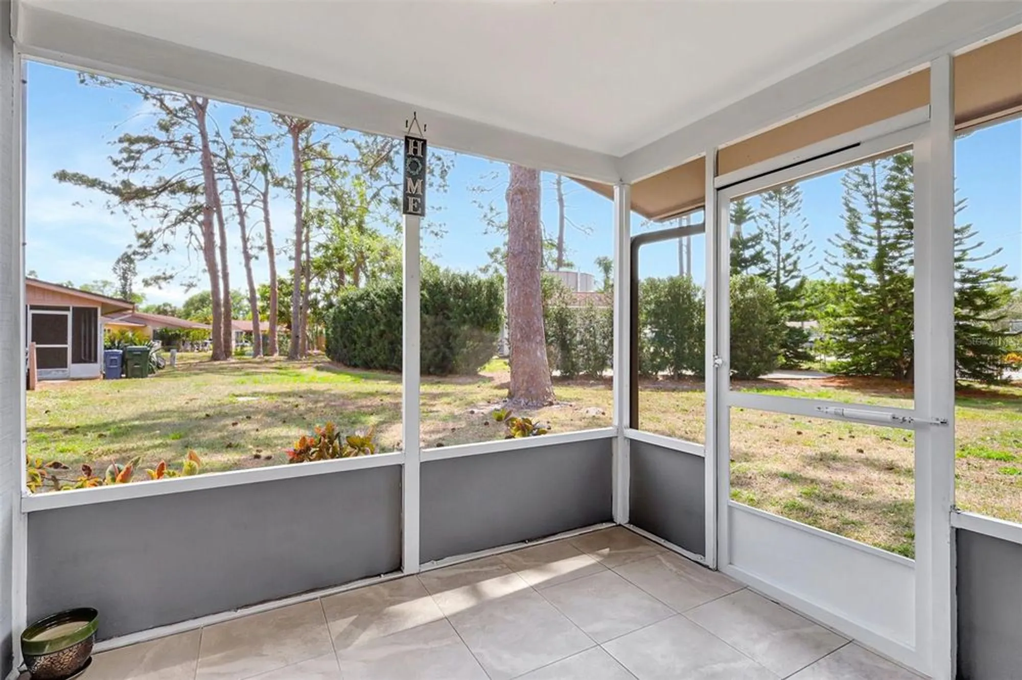 Property Slideshow image 29 of 44 | 4420 tecumseh trl # 38, Sarasota, FL, 34233