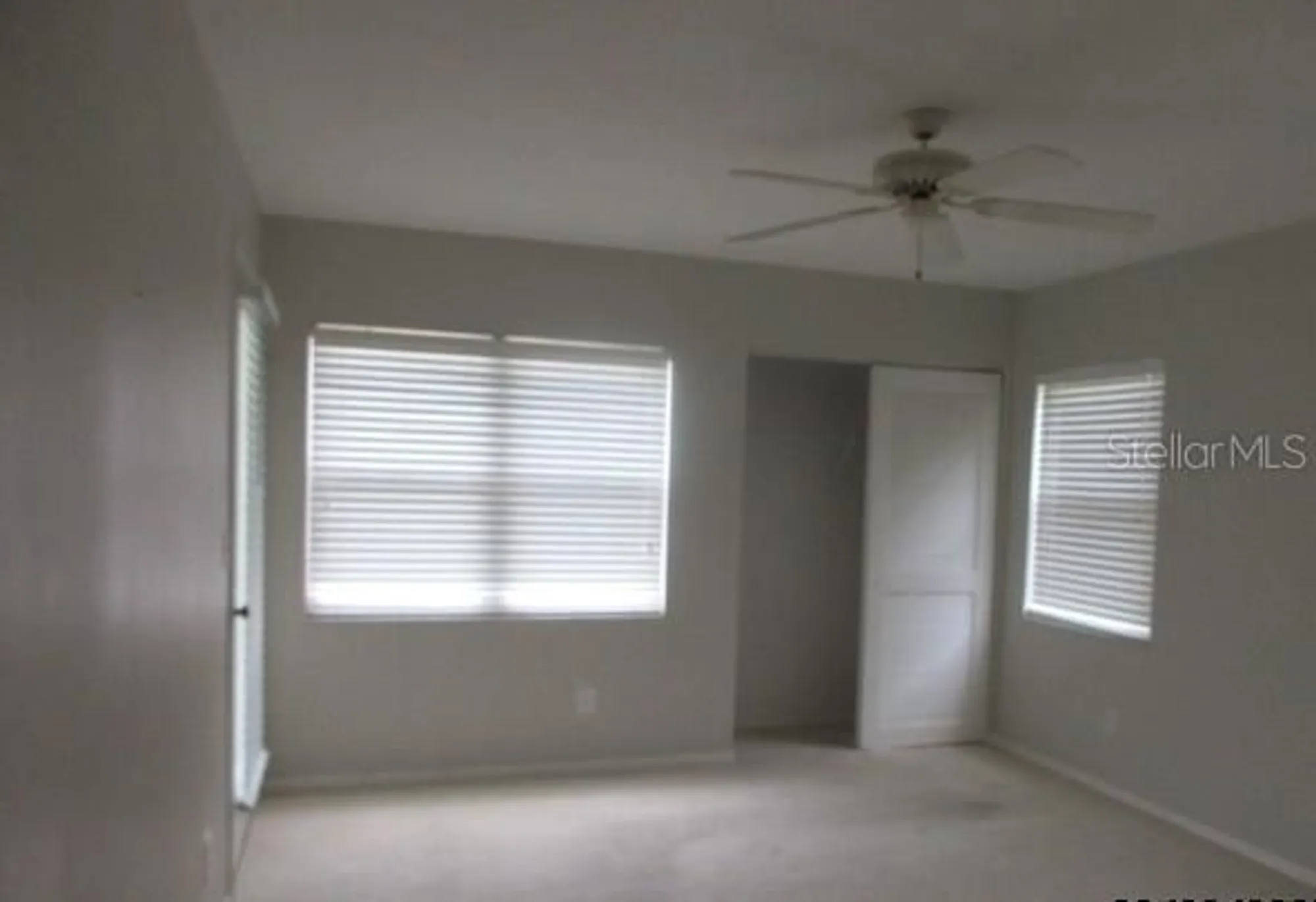 Property Slideshow image 10 of 14 | 429 cerromar ln 353, Venice, FL, 34293