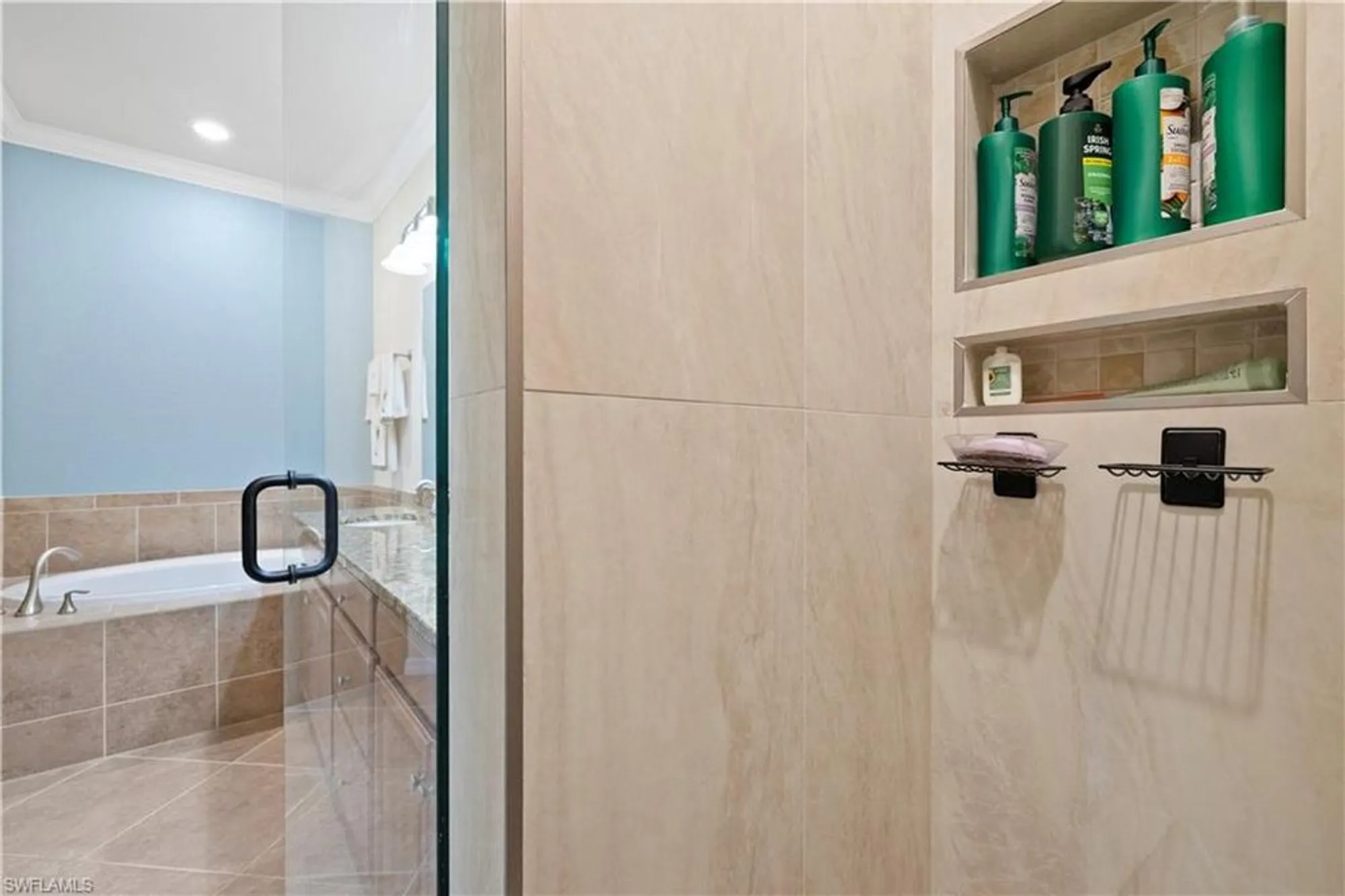 Property Slideshow image 21 of 41 | 28011 cookstown ct 3502, Bonita Springs, FL, 34135