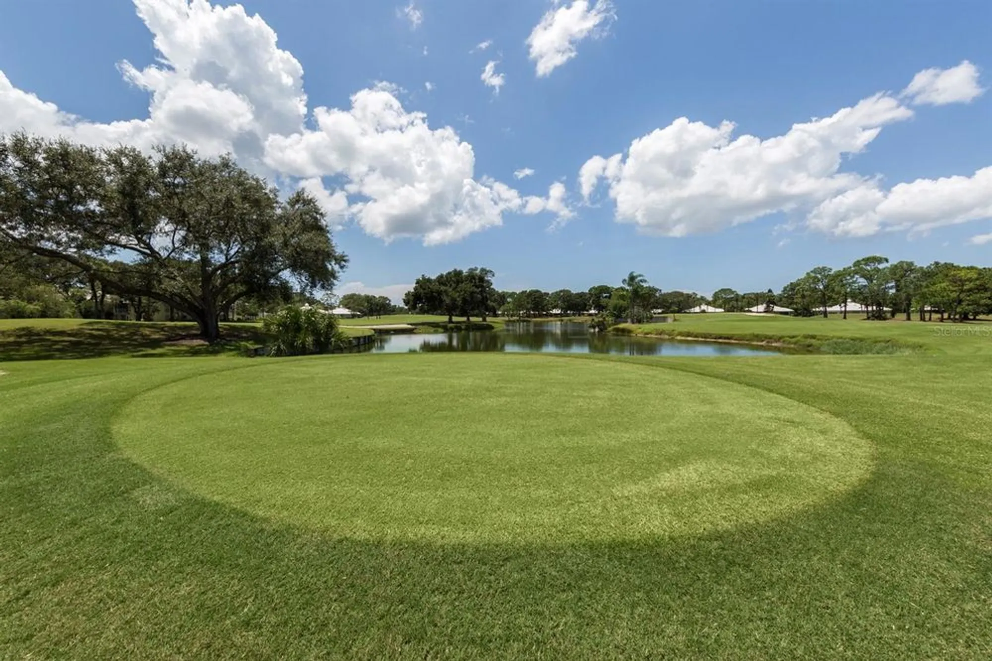 Property Slideshow image 52 of 76 | 805 montrose dr 203, Venice, FL, 34293