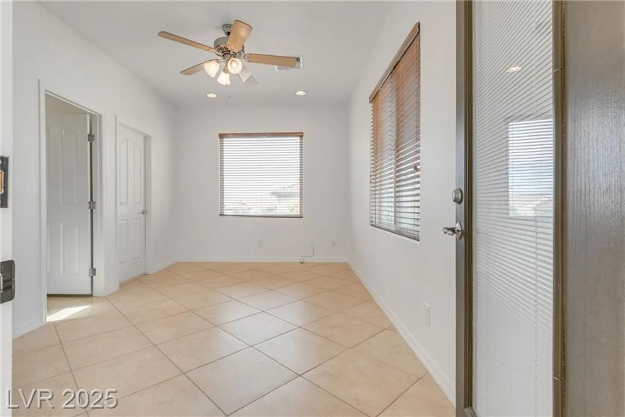 Property Slideshow image 5 of 34 | 2348 kalkaska dr, Henderson, NV, 89044