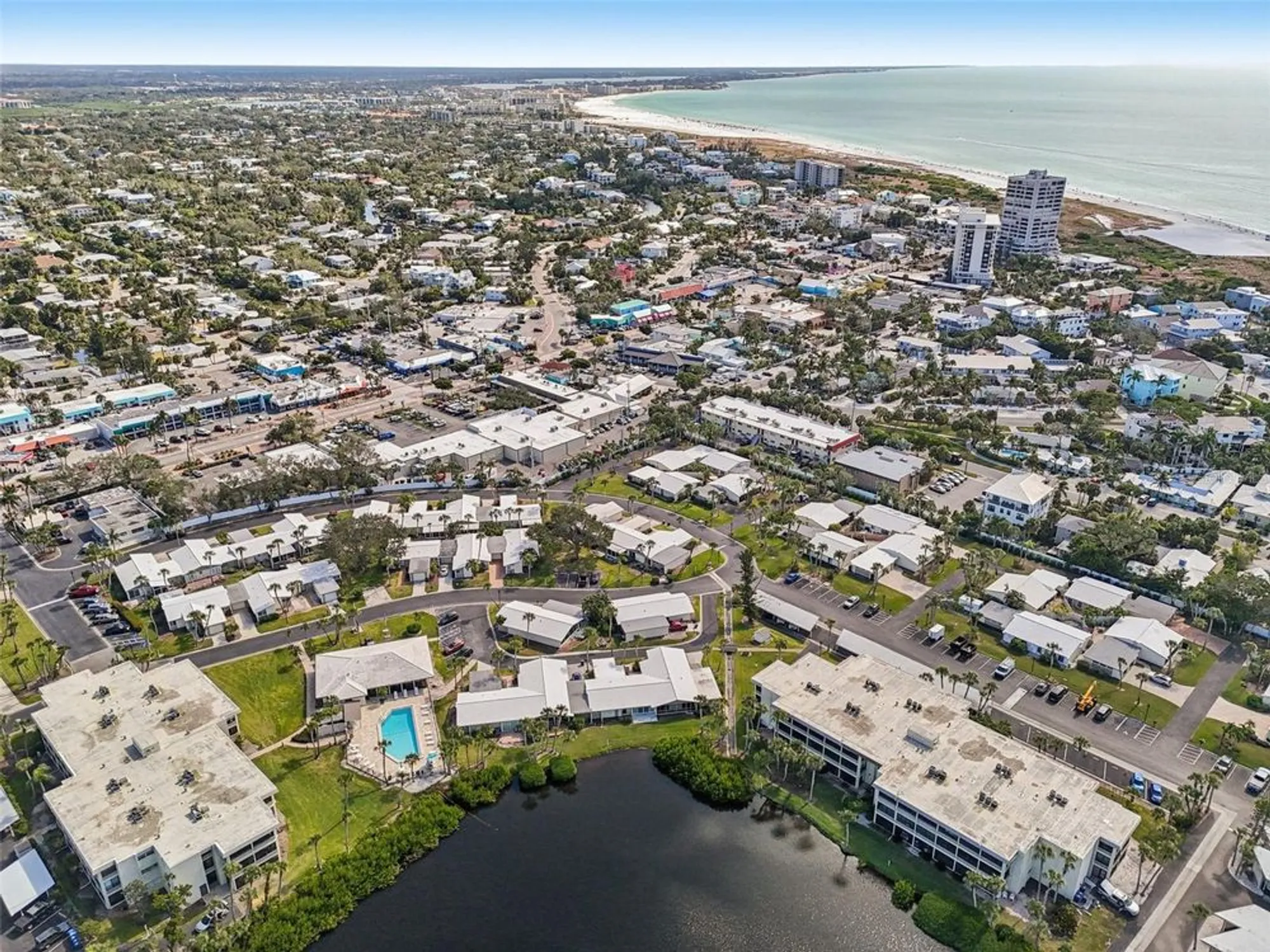 Property Slideshow image 27 of 35 | 113 whispering sands dr v-47, Sarasota, FL, 34242