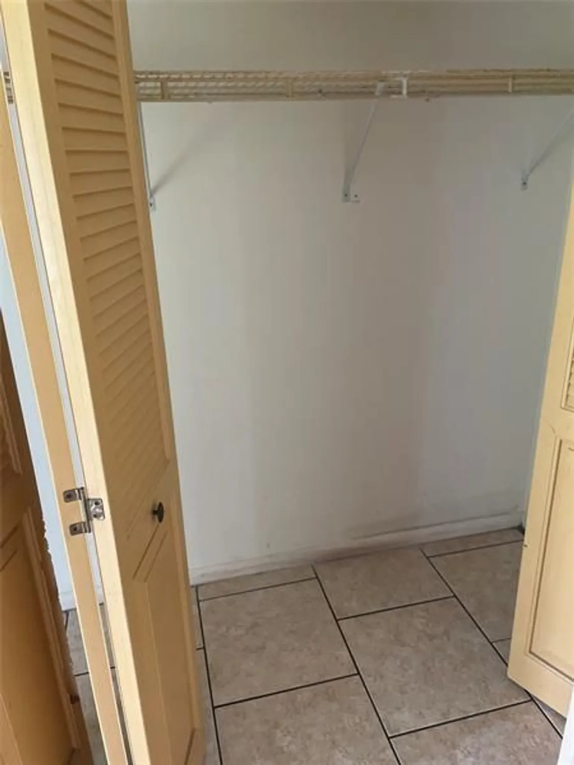 Property Slideshow image 8 of 53 | 387 tilford r # 387, Deerfield Beach, FL, 33442