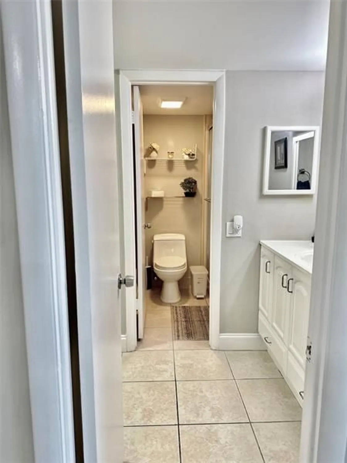 Property Slideshow image 12 of 35 | 9201 lime bay blvd 214, Tamarac, FL, 33321