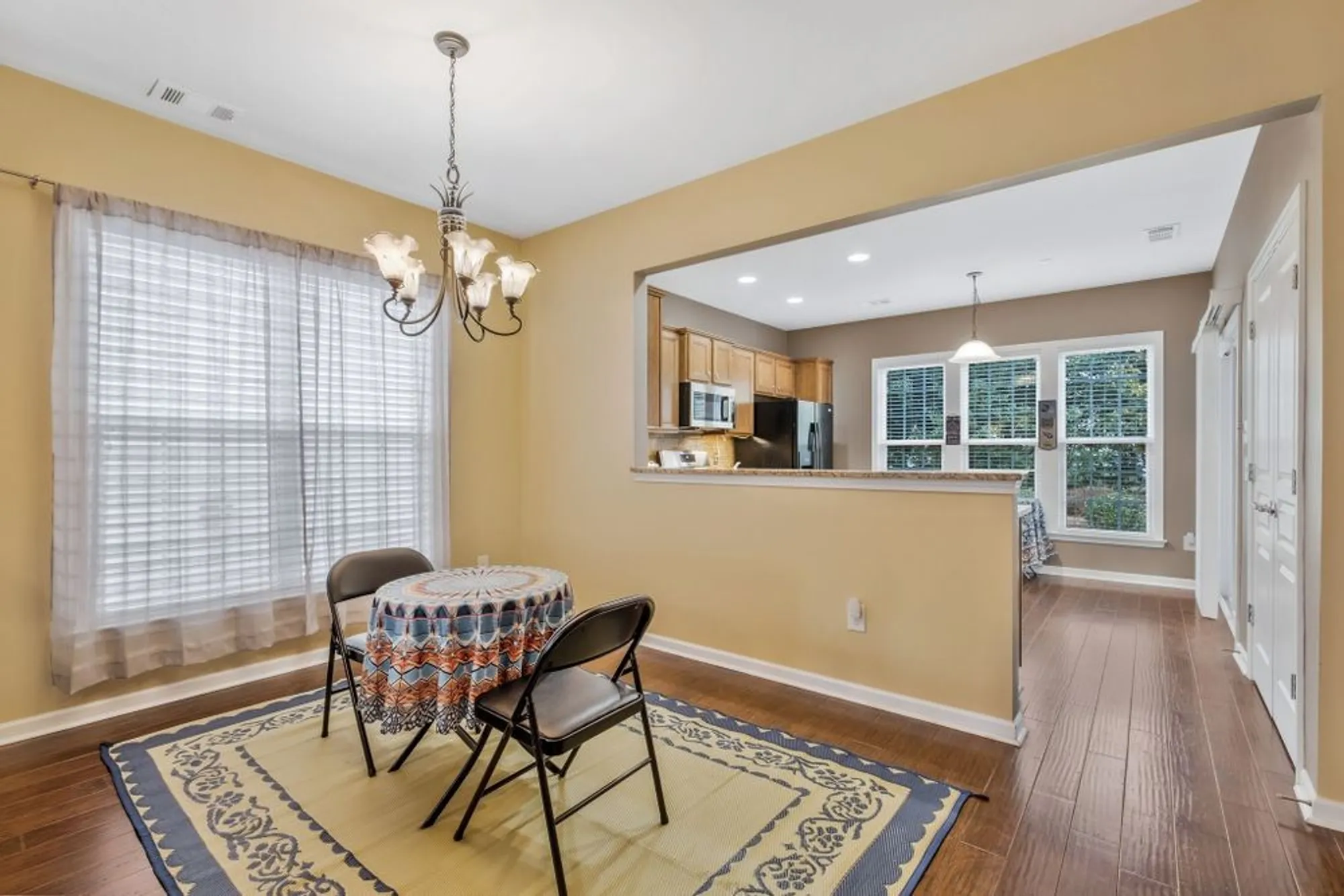 Property Slideshow image 7 of 32 | 220 old towne dr, Mount Juliet, TN, 37122