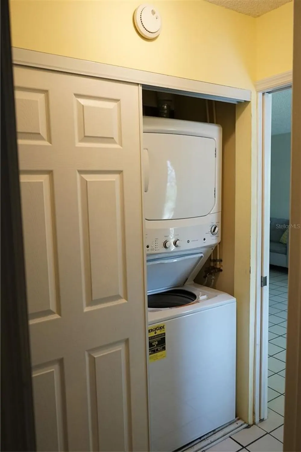 Property Slideshow image 24 of 40 | 413 lake point ct # 4b, Sun City Center, FL, 33573