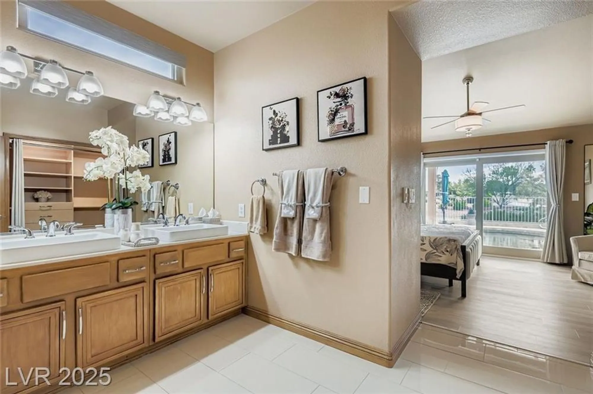 Property Slideshow image 19 of 32 | 9101 villa ridge dr, Las Vegas, NV, 89134