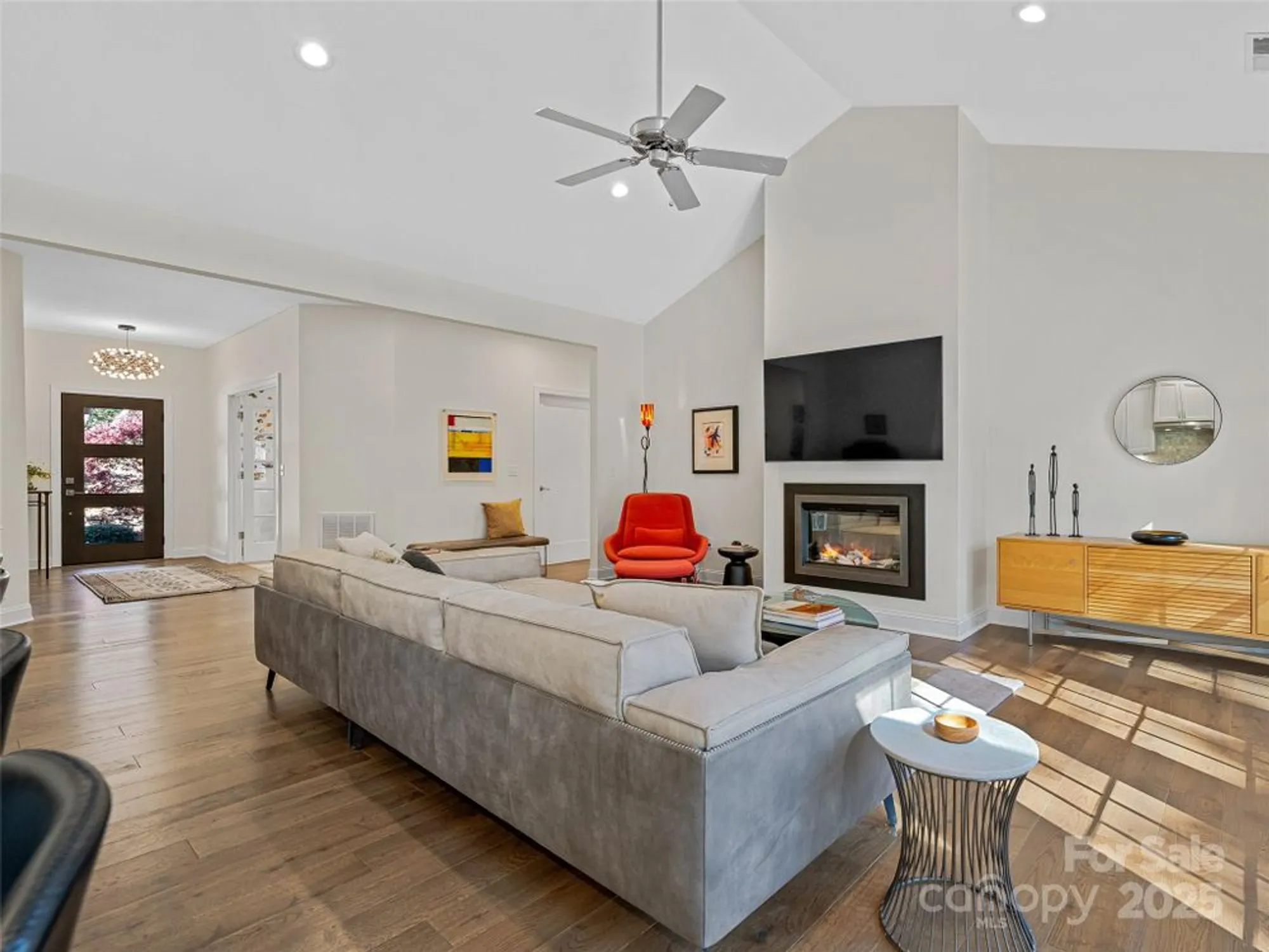 Property Slideshow image 12 of 32 | 2508 carriage falls ct, Hendersonville, NC, 28791