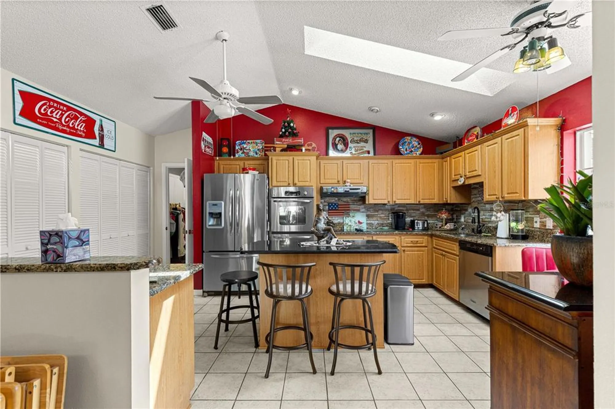Property Slideshow image 7 of 51 | 17750 se 114th ct, Summerfield, FL, 34491