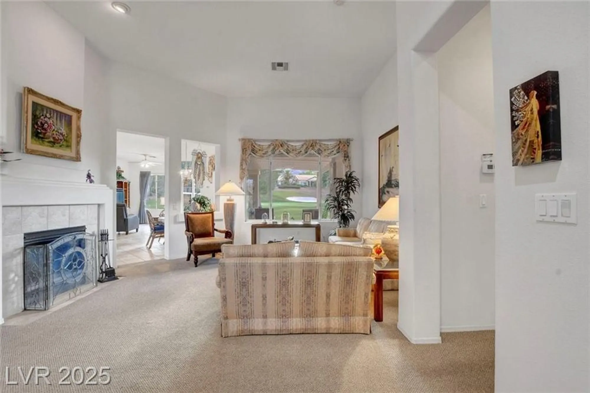Property Slideshow image 5 of 29 | 3001 swan hill dr, Las Vegas, NV, 89134