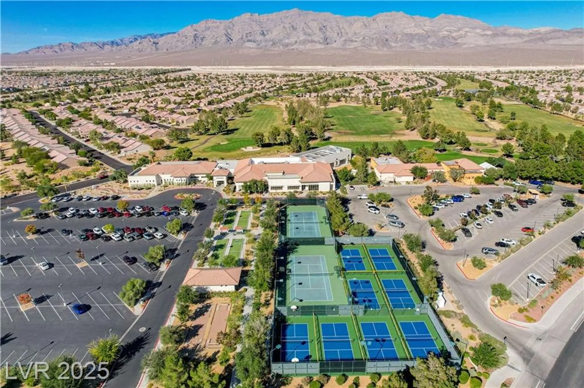 Property Slideshow image 45 of 48 | 2421 willow wren dr, North Las Vegas, NV, 89084