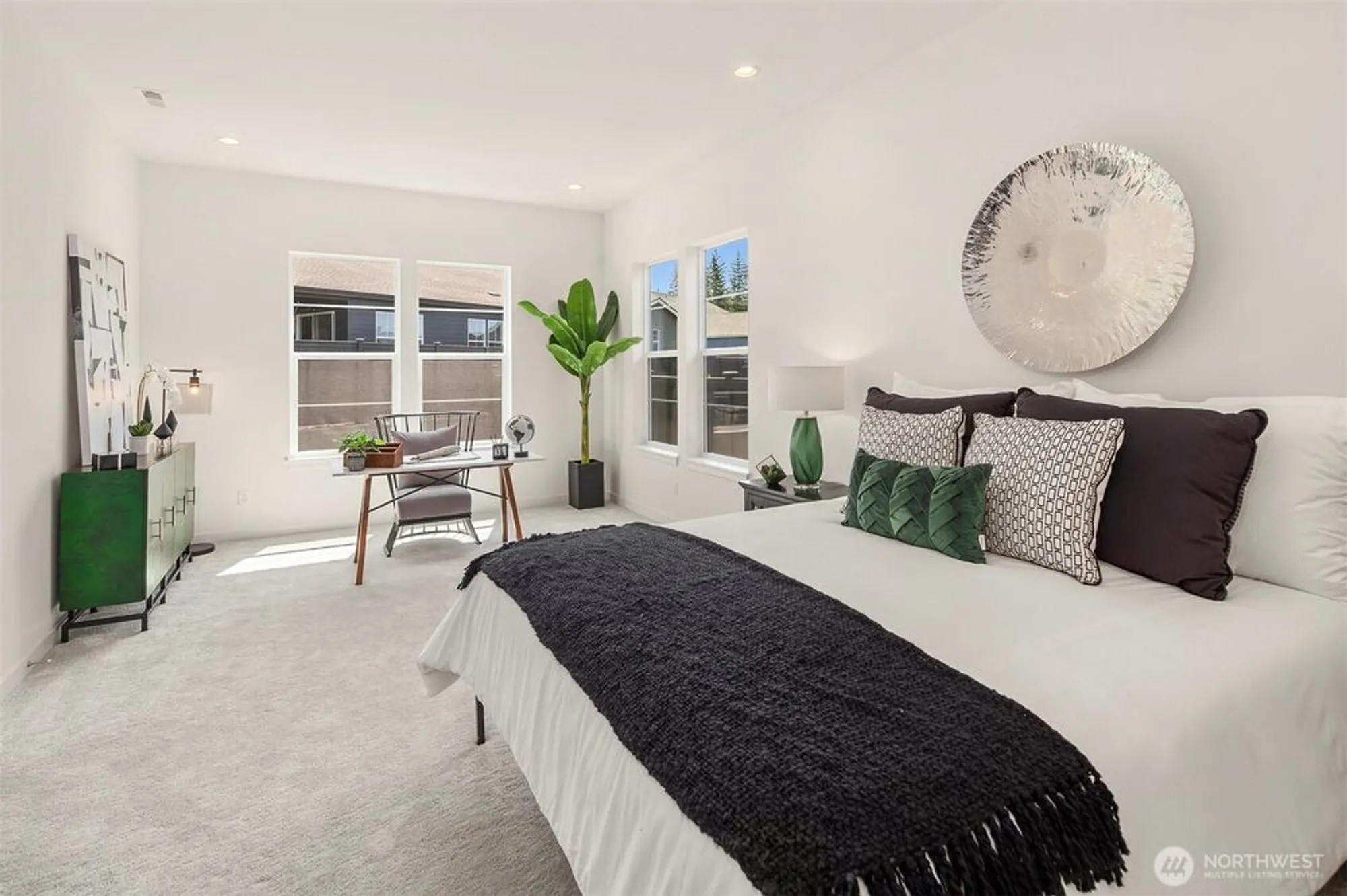 Property Slideshow image 20 of 40 | 33891 calla lily pl se, Black Diamond, WA, 98010