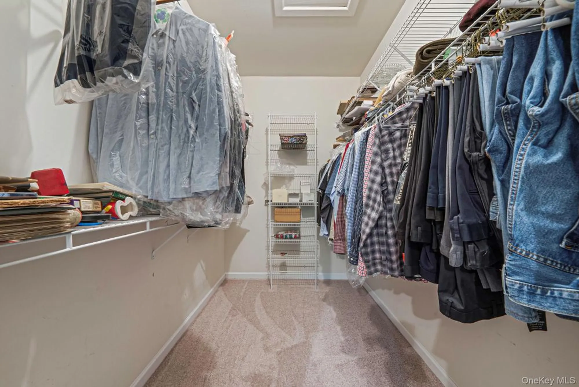 Property Slideshow image 13 of 16 | 66 sarah ct, Amityville, NY, 11701