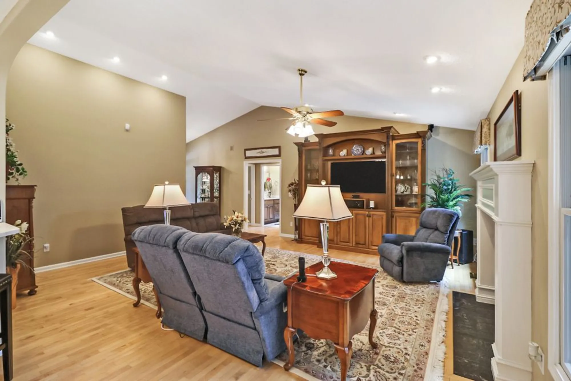 Property Slideshow image 9 of 54 | 44 inwood ct, Crossville, TN, 38558