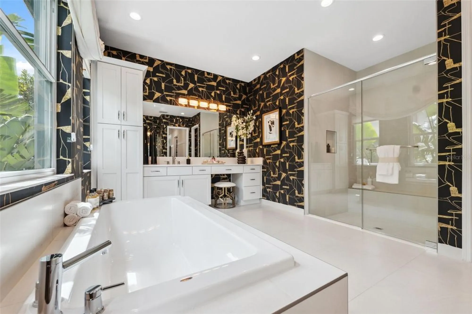 Property Slideshow image 17 of 41 | 3915 corsica pl, Wesley Chapel, FL, 33543