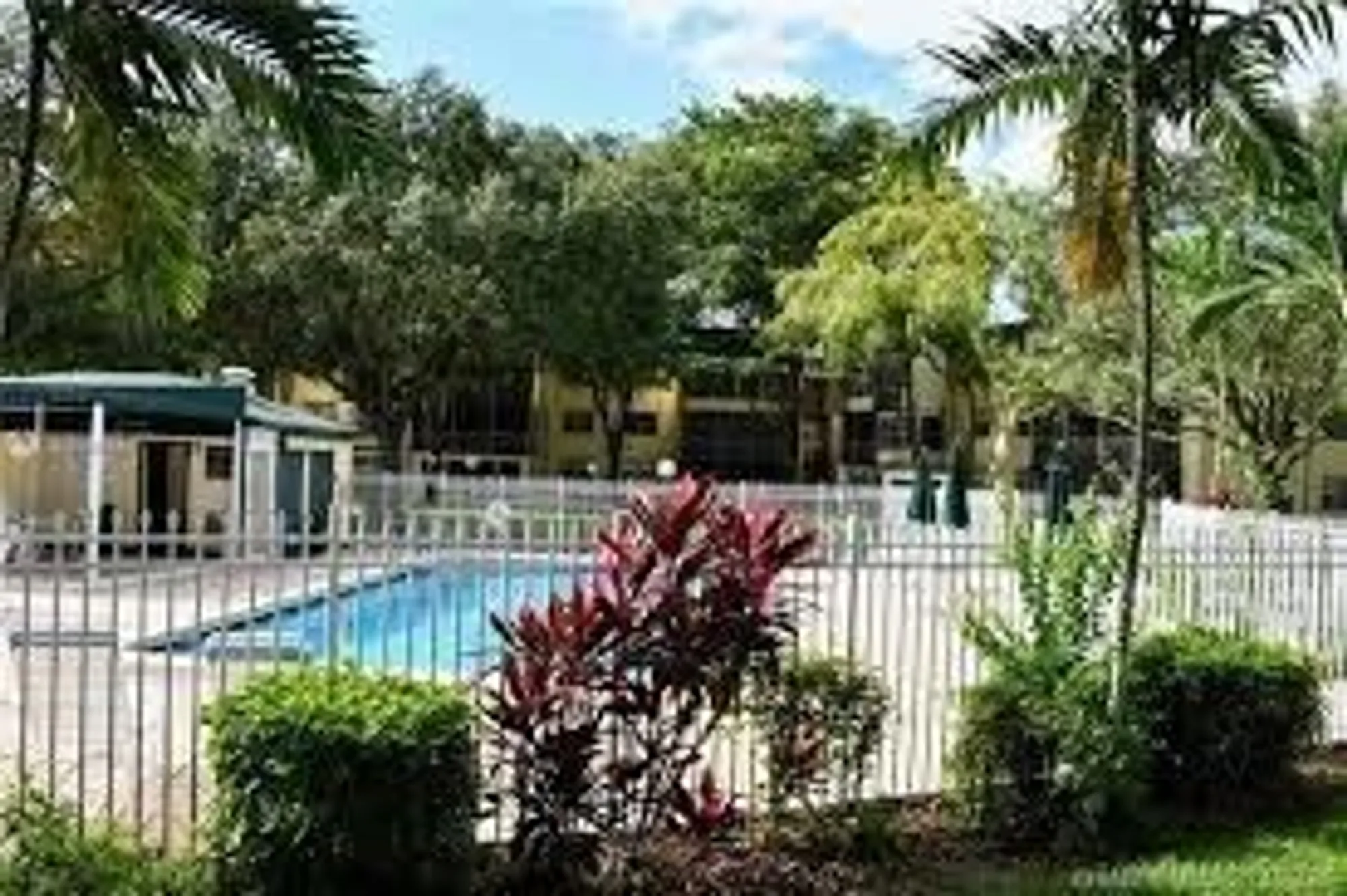 Property Slideshow image 15 of 30 | 9301 lime bay blvd 204, Tamarac, FL, 33321