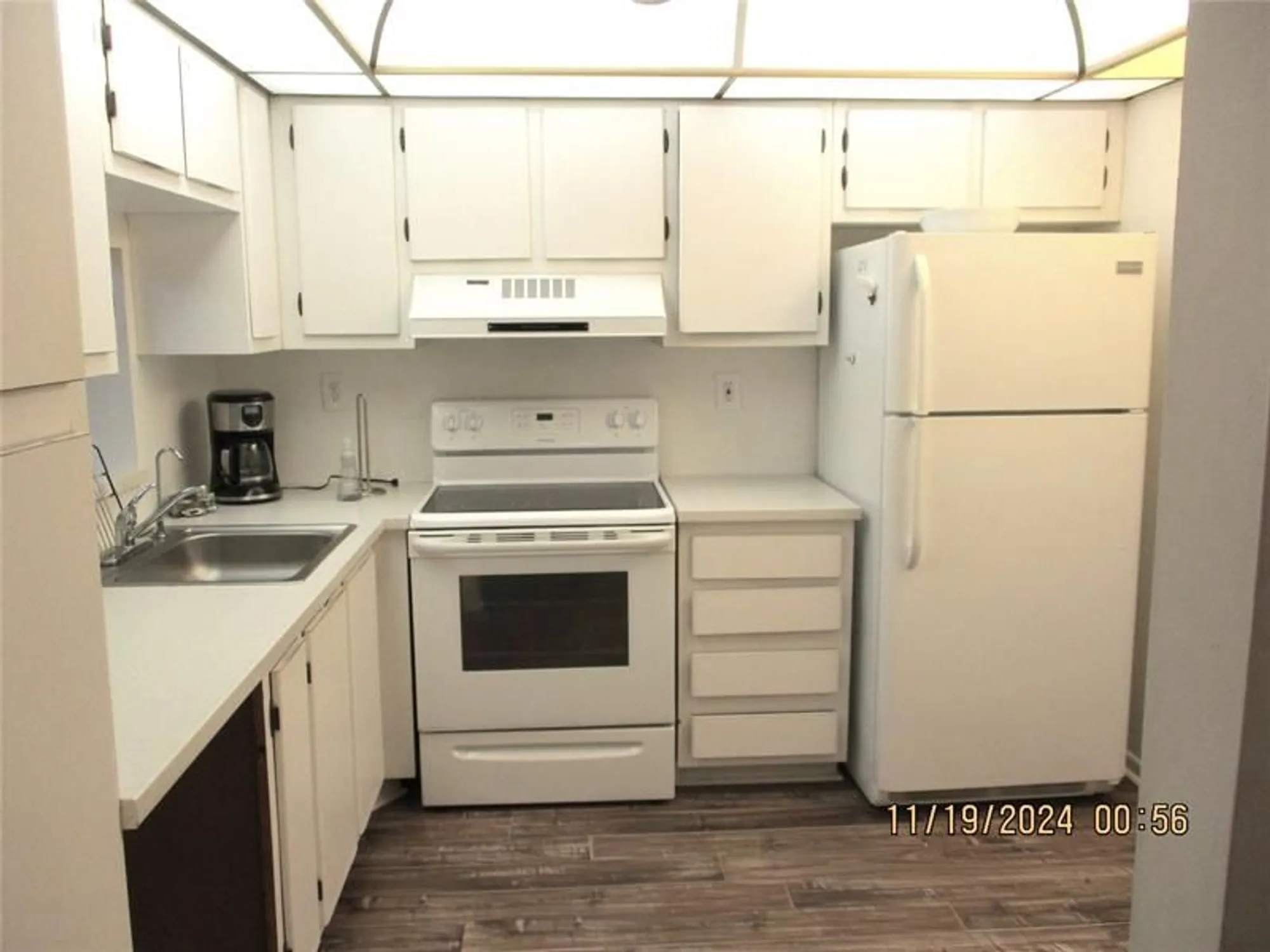 Property Slideshow image 4 of 28 | 7950 w mcnab rd 124, Tamarac, FL, 33321