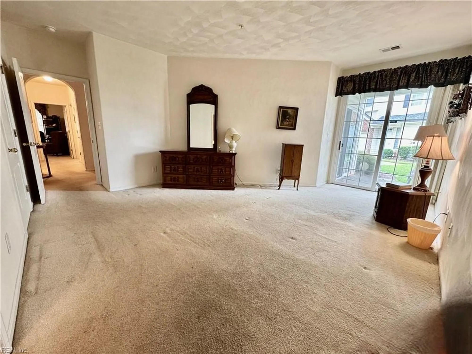 Property Slideshow image 19 of 37 | 2811 loveliness ct, Virginia Beach, VA, 23456