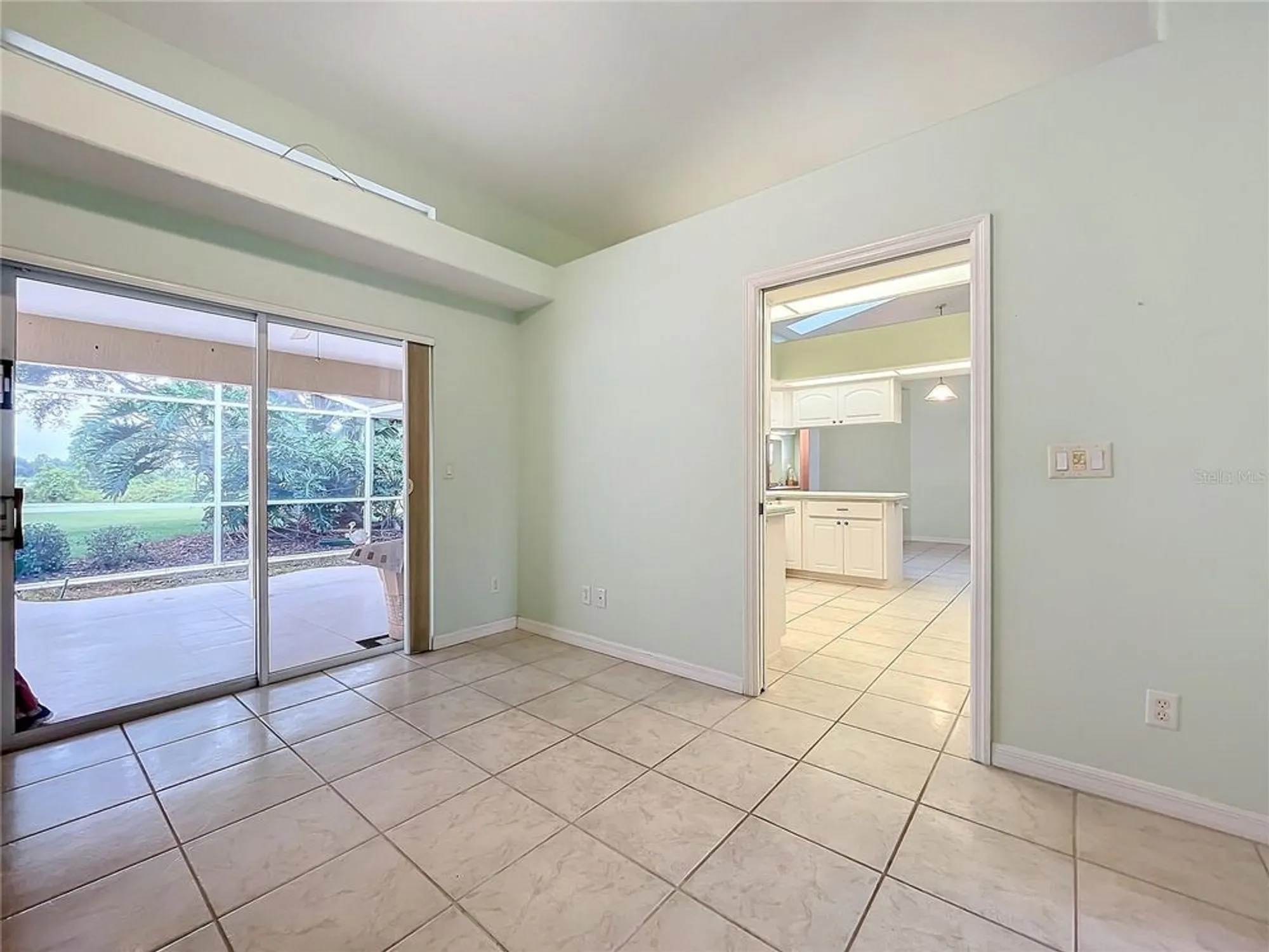 Property Slideshow image 20 of 60 | 5430 sir churchill dr, Leesburg, FL, 34748