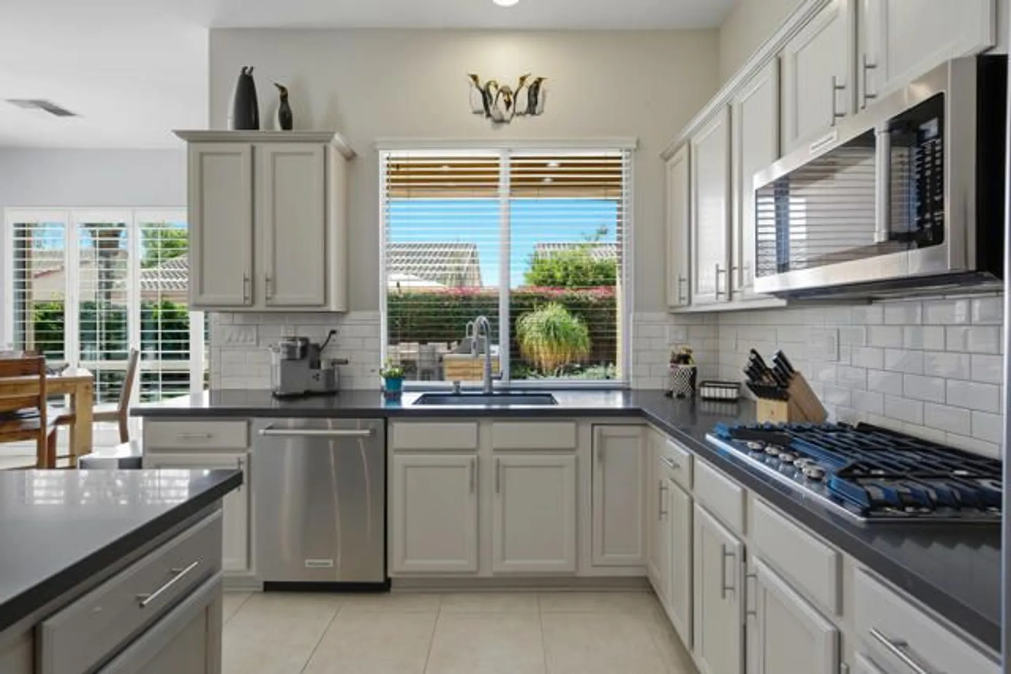 Property Slideshow image 11 of 48 | 36531 tallowood dr, Palm Desert, CA, 92211