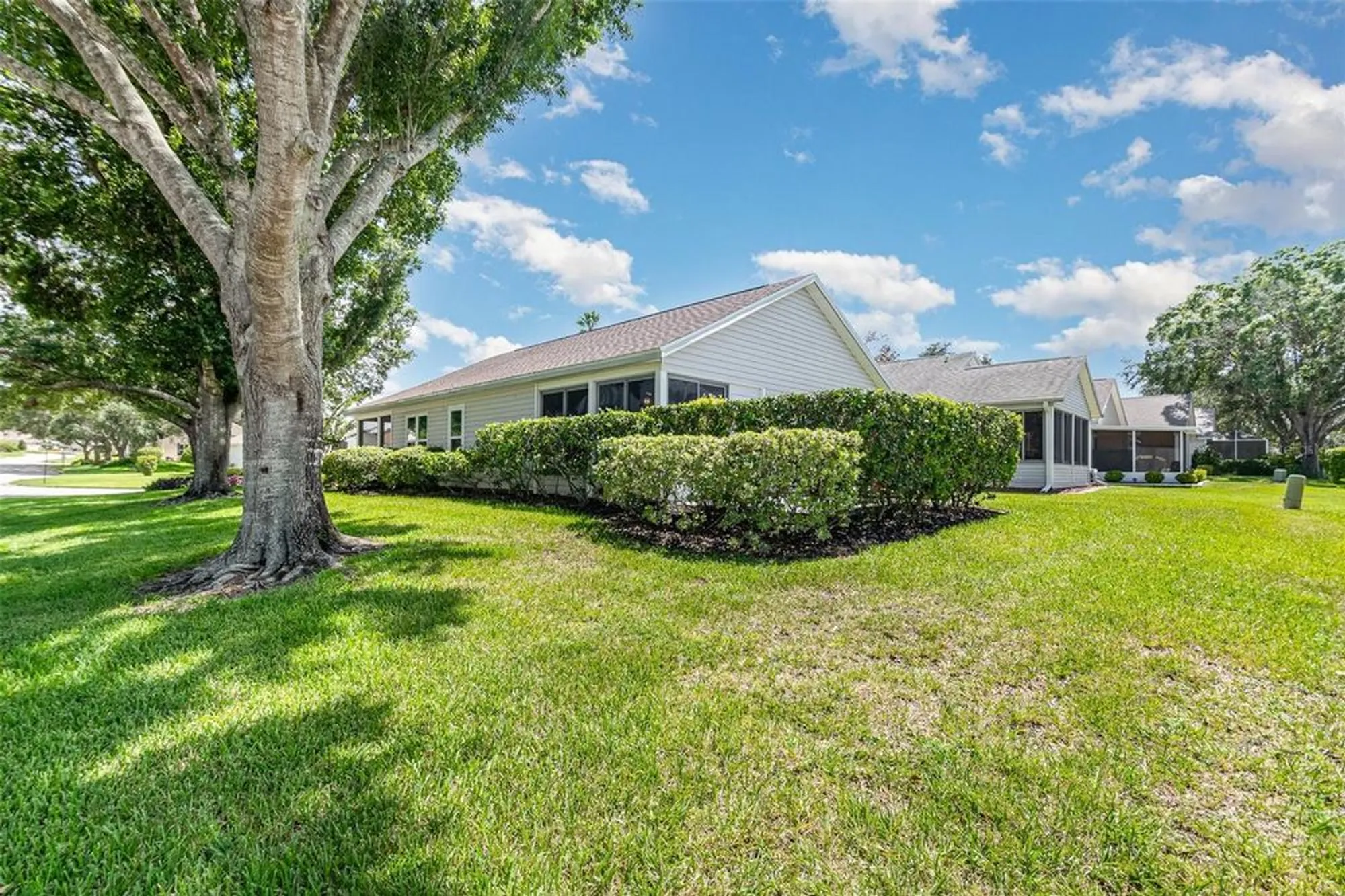 Property Slideshow image 28 of 29 | 4525 eaglewood dr, Leesburg, FL, 34748