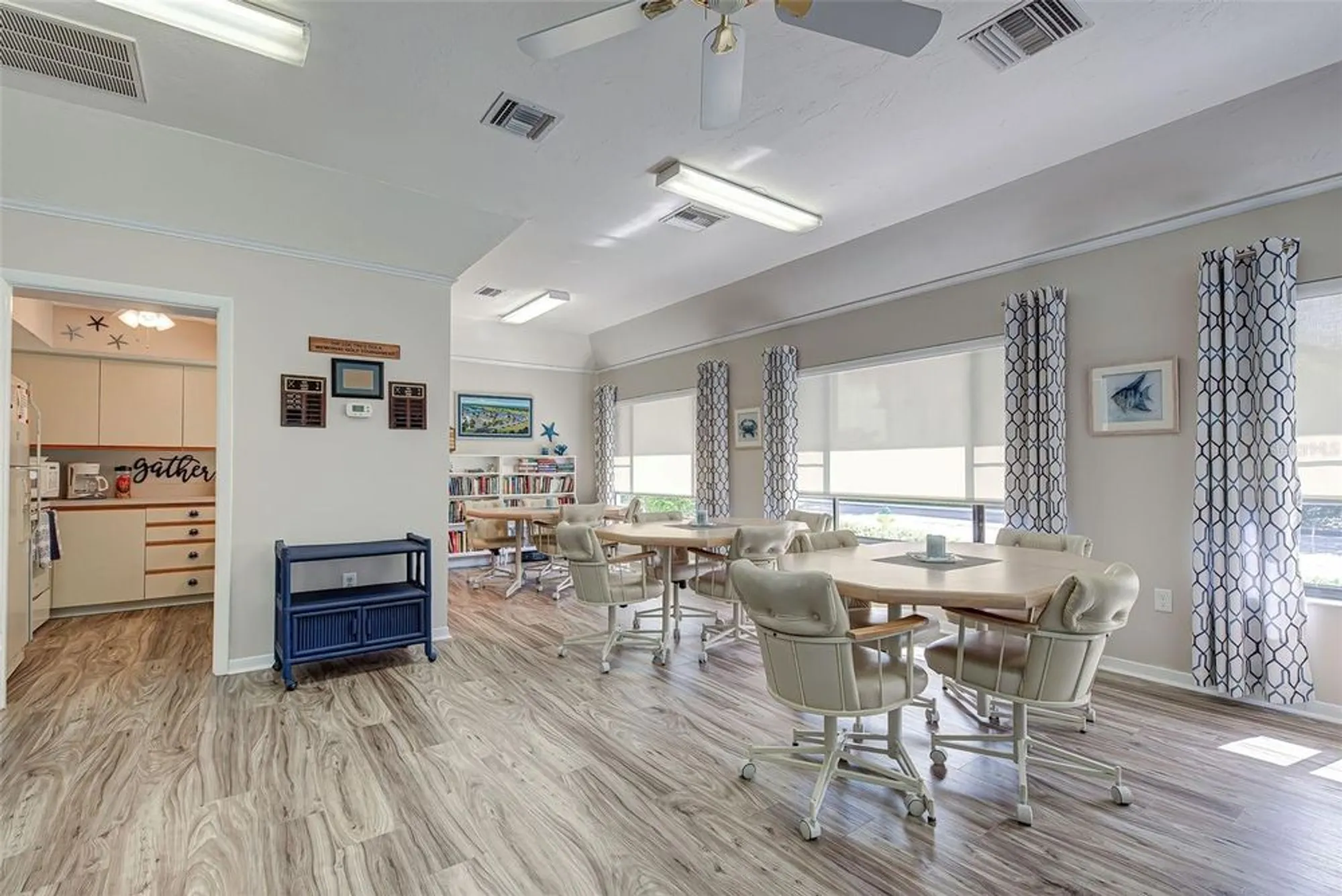 Property Slideshow image 36 of 44 | 1100 capri isles blvd 324, Venice, FL, 34292