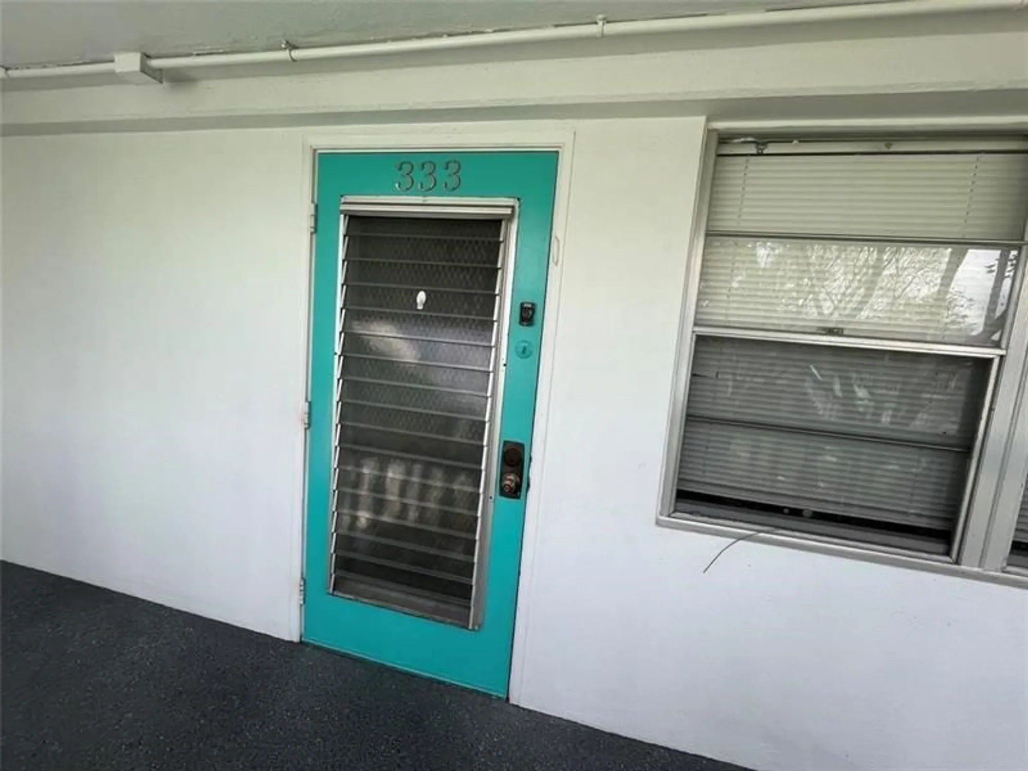 Property Slideshow image 1 of 42 | 333 newport v # 333, Deerfield Beach, FL, 33442